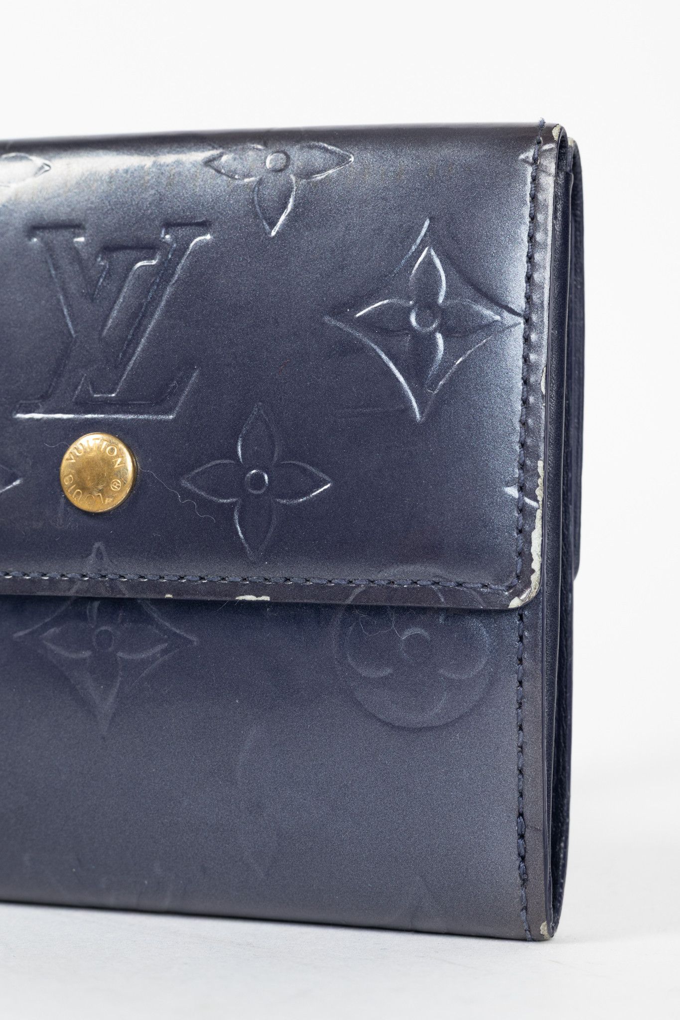 Louis Vuitton Louis Vuitton Indigo Monogram Vernis Leather Billfold Wallet Size ONE SIZE - 5 Thumbnail
