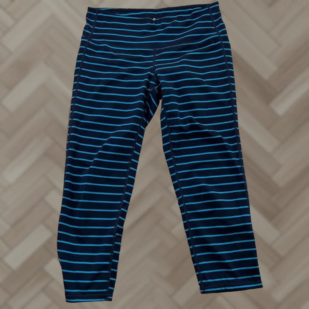 Athleta Athleta Leggings Cropped Yoga Striped Blue Women S Small - Adults - Women - Yoga Performance Activewear Size 28" / US 6 / IT 42 - 1 Thumbnail