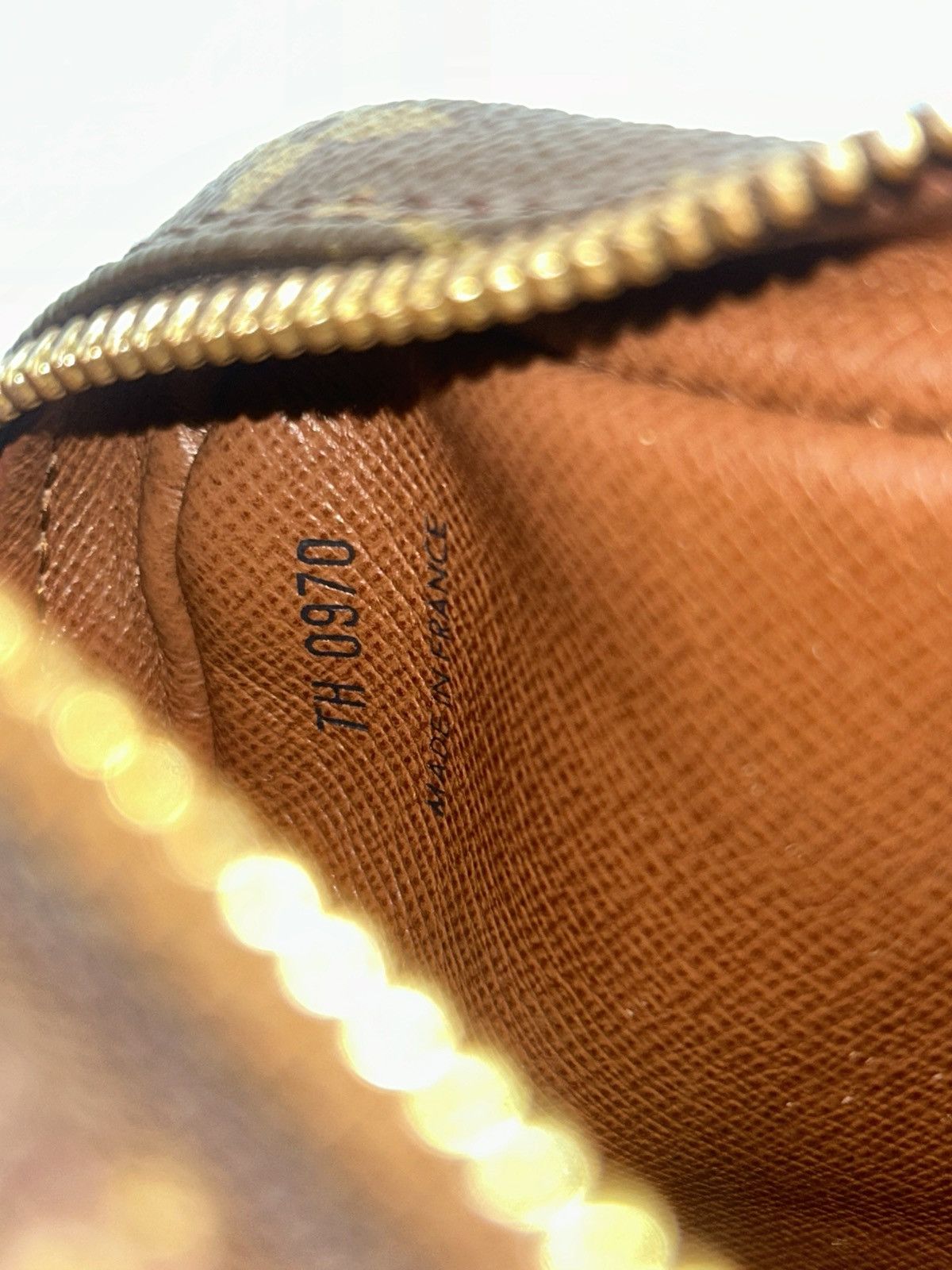 Louis Vuitton Louis Vuitton Monogram Danube Crossbody Bag Size ONE SIZE - 7 Thumbnail