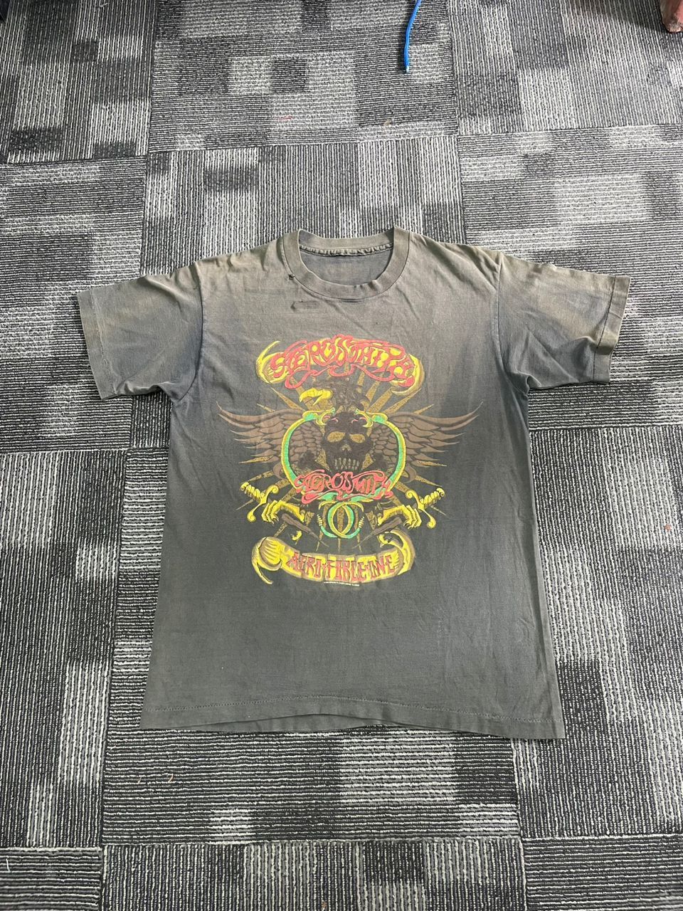 Aerosmith Vintage 90s Sun Faded Aerosmith Aero Force One Band Tees Size US M / EU 48-50 / 2 - 1 Thumbnail