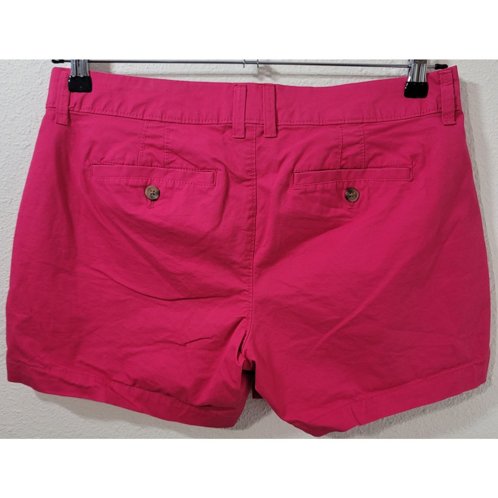 Old Navy Old Navy Pink Fuchsia Flat Front Chino Shorts 8 Lightweight Size 30" / US 8 / IT 44 - 2 Thumbnail
