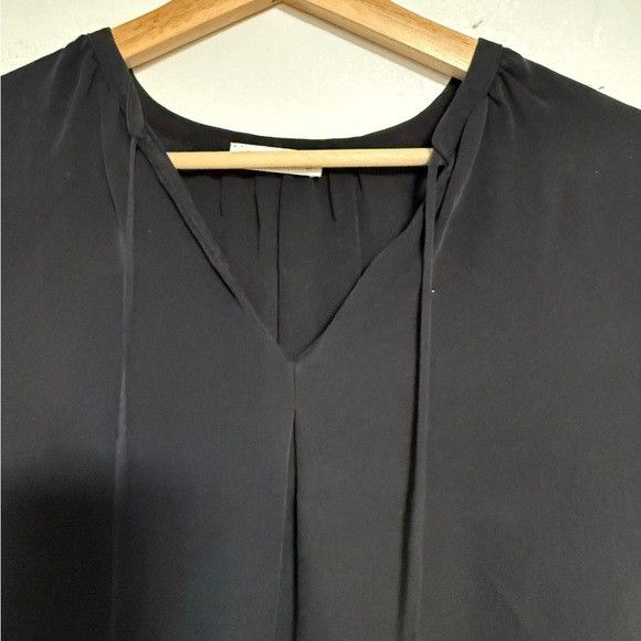 Equipment Equipment Femme Black Silk Long Sleeve Tassel Blouse Size S Size S / US 4 / IT 40 - 4 Thumbnail