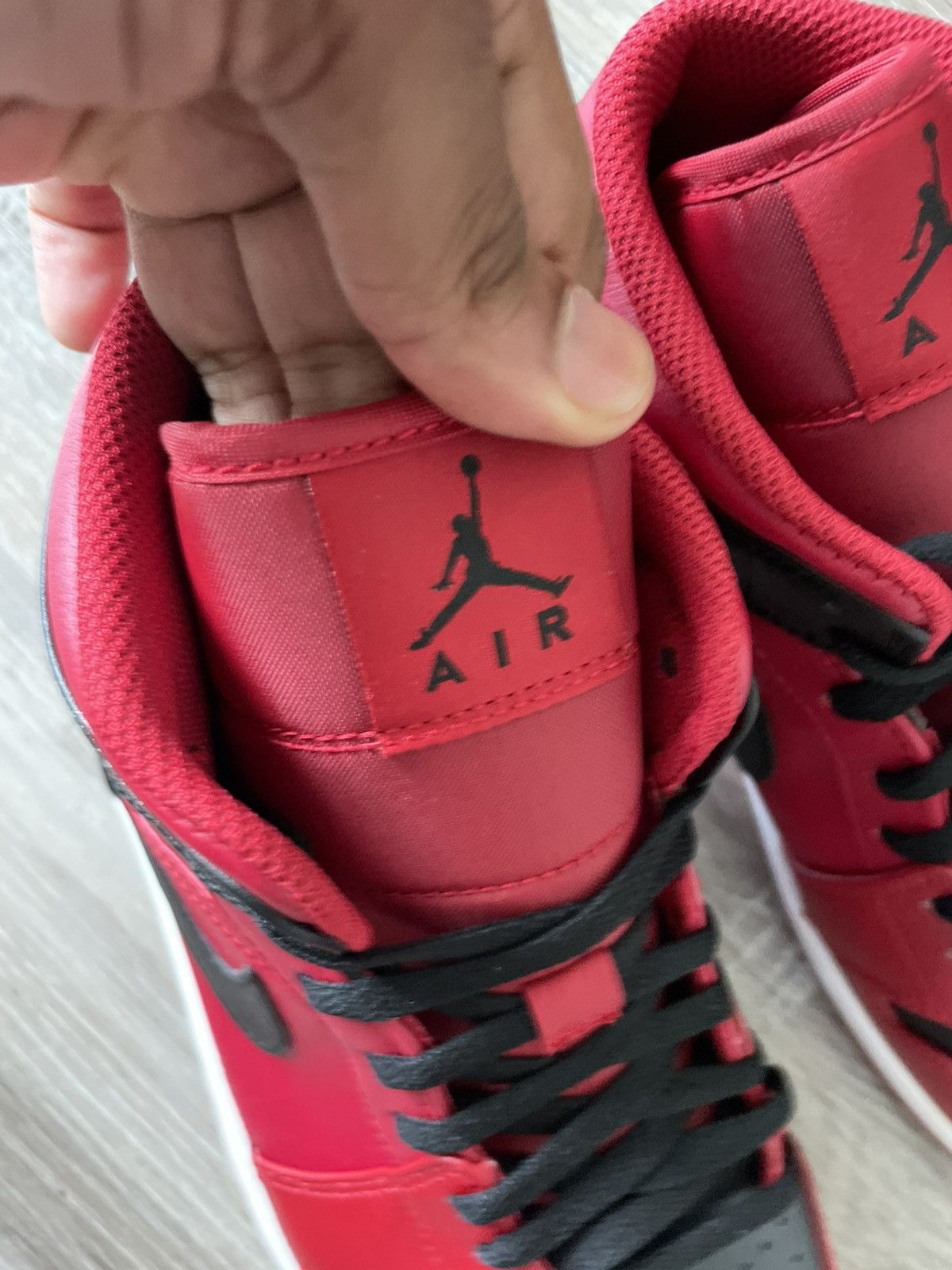 Jordan Brand Jordan 1s Red Black Size US 9 / EU 42 - 5 Thumbnail