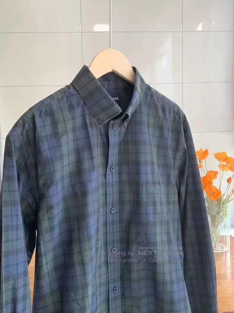 Balenciaga Balenciaga Plaid Shirt Size XS / US 0-2 / IT 36-38 - 2 Thumbnail