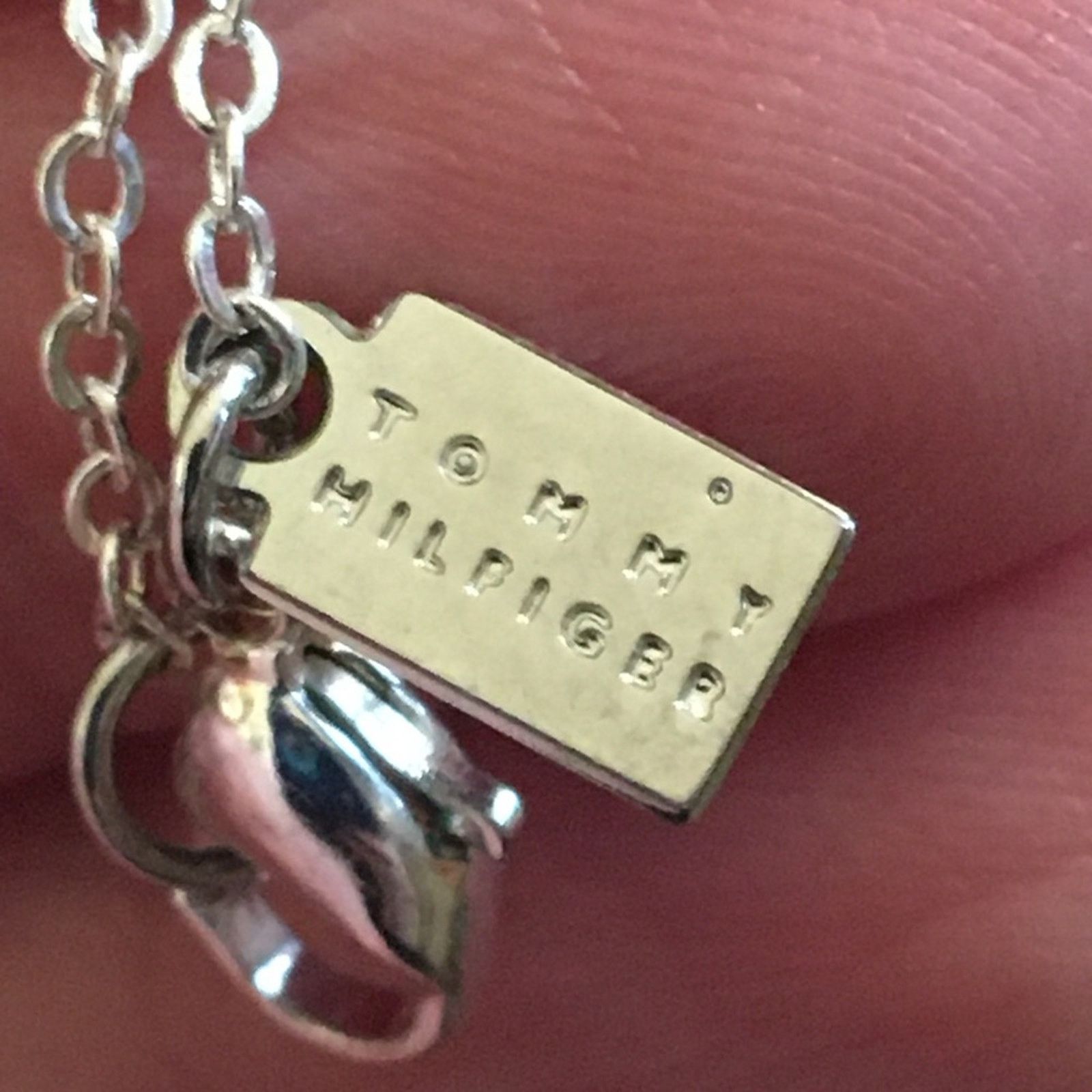 Tommy Hilfiger Tommy Hilfiger glass stone pendant on chain Size ONE SIZE - 9 Thumbnail