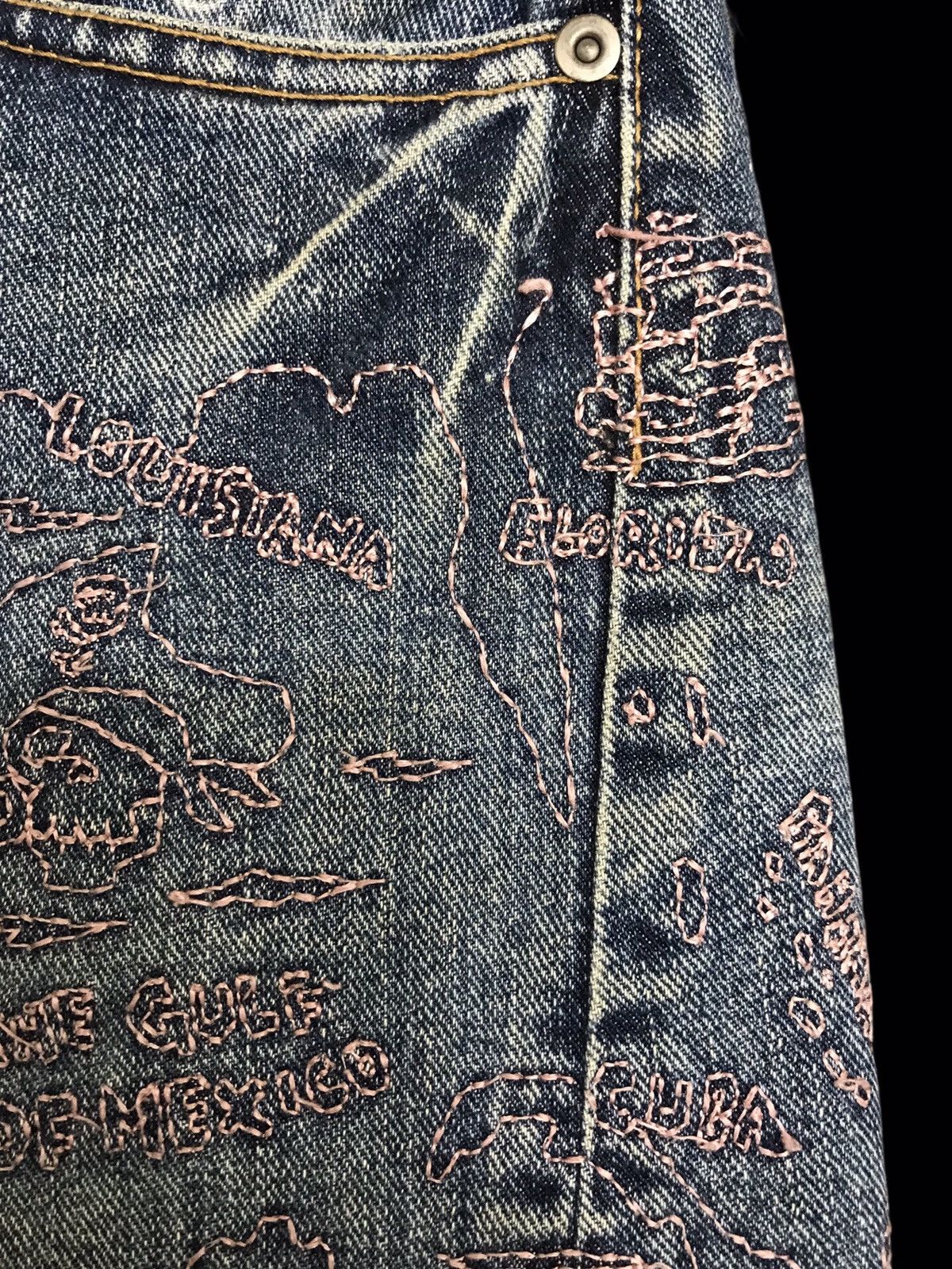 Japanese Brand 💥TWISTED LEG💥DOUBLE NAME PIRATE EMBROIDERY TWIST DENIM F410 Size US 31 - 10 Thumbnail