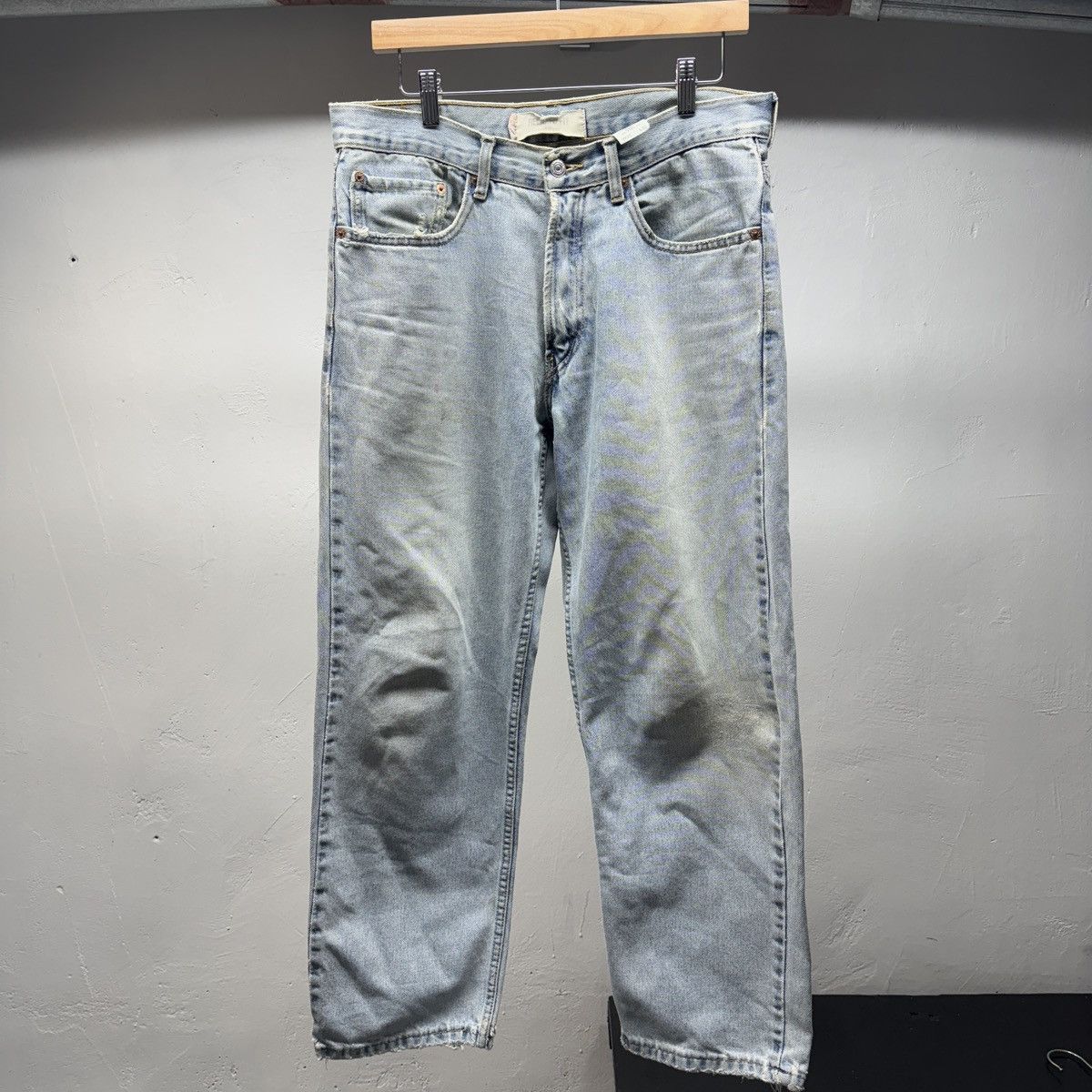 Levi's Vintage Levi's 550 Baggy Faded Thrashed Jeans Grunge Skater Size US 33 - 1 Thumbnail