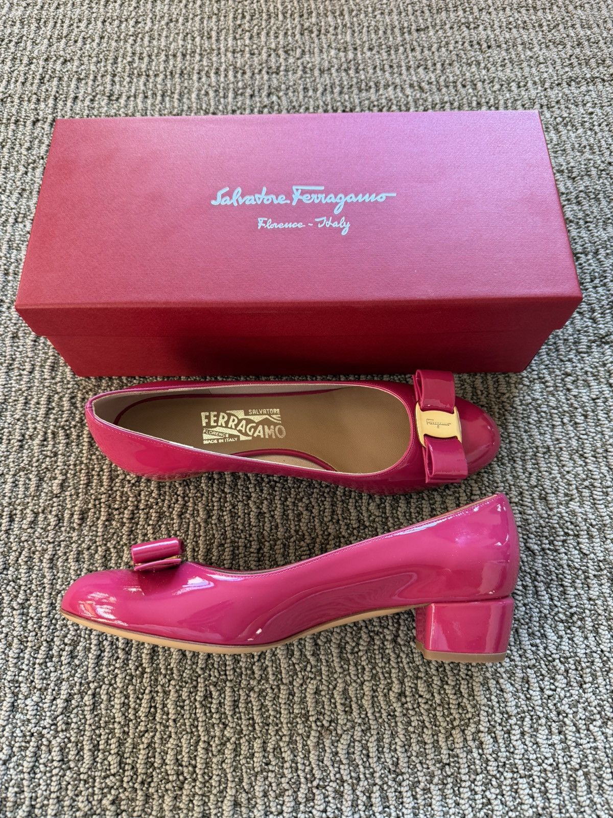Salvatore Ferragamo Salvatore Ferragamo Vara Patent Leather Pumps Size US 6.5 / IT 36.5 - 2 Thumbnail