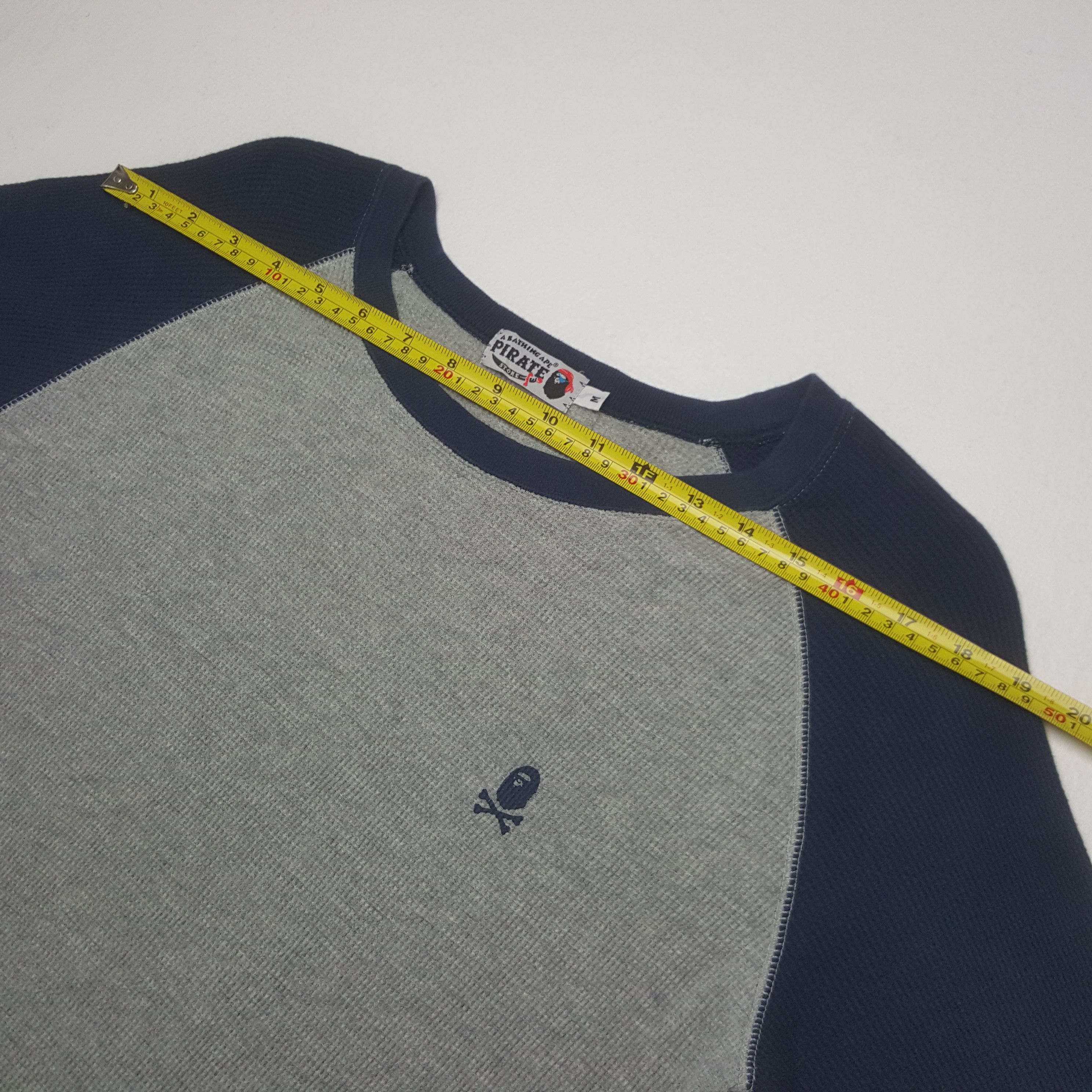 Bape Vintage A Bathing Pirate Japanese Brand Tshirt C319N13 Size US M / EU 48-50 / 2 - 5 Thumbnail