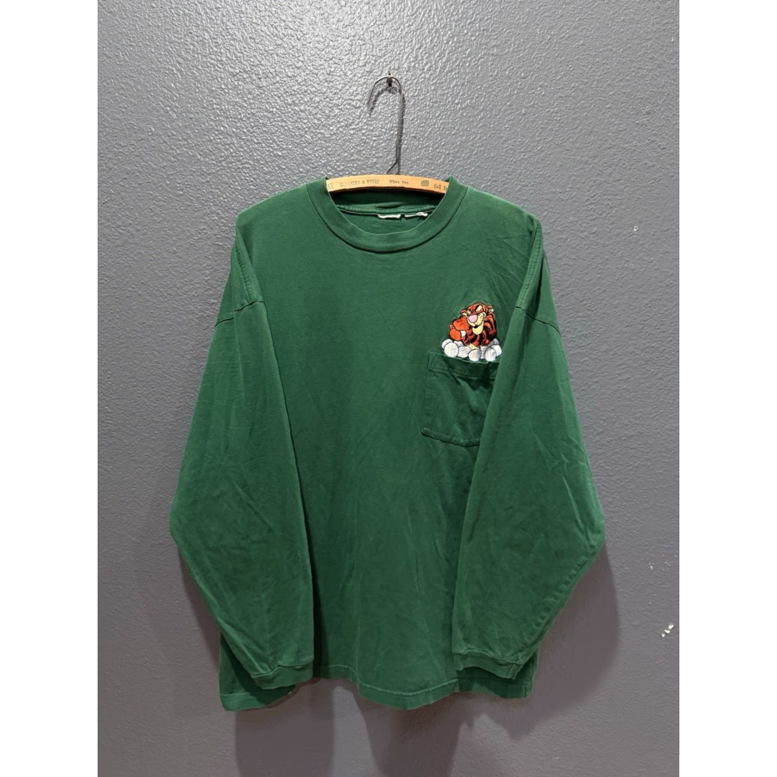 Disney VINTAGE Disney Winnie The Pooh Tiger Green Long Sleeve Shirt M/L Men 90s Womens Men Boys Girls? Size US L / EU 52-54 / 3 - 3 Thumbnail