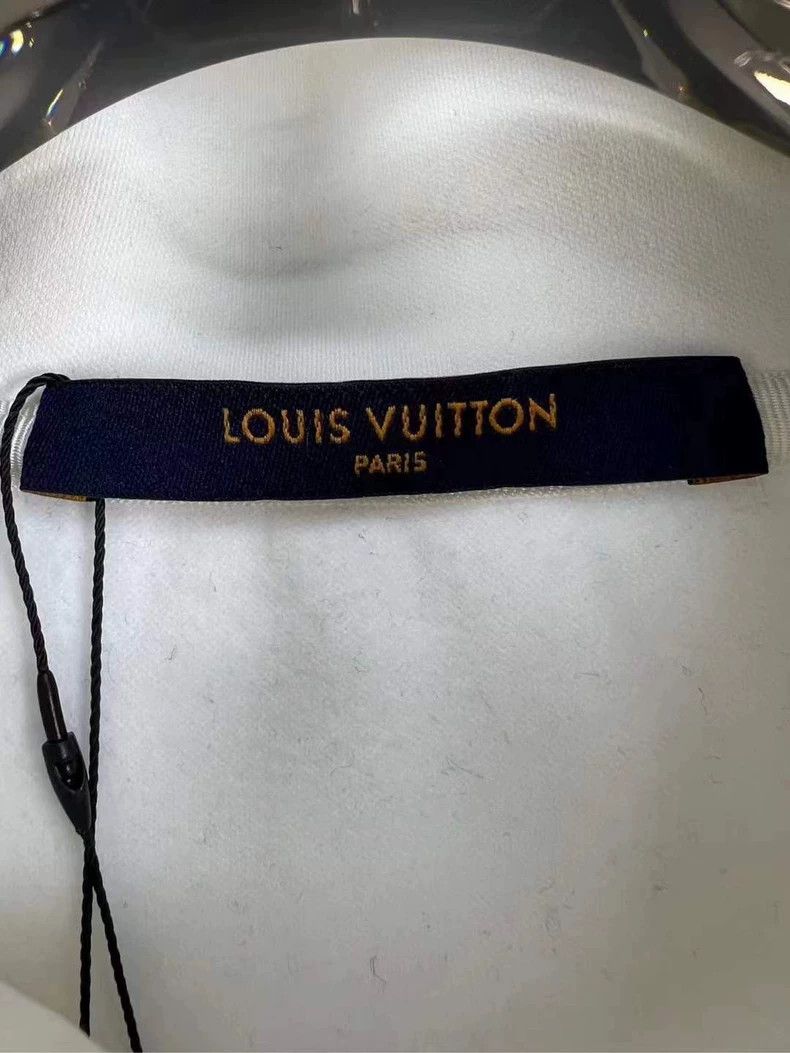 Louis Vuitton Louis Vuitton Colorful embroidered rhinestone sequined zipp Size US XL / EU 56 / 4 - 5 Thumbnail