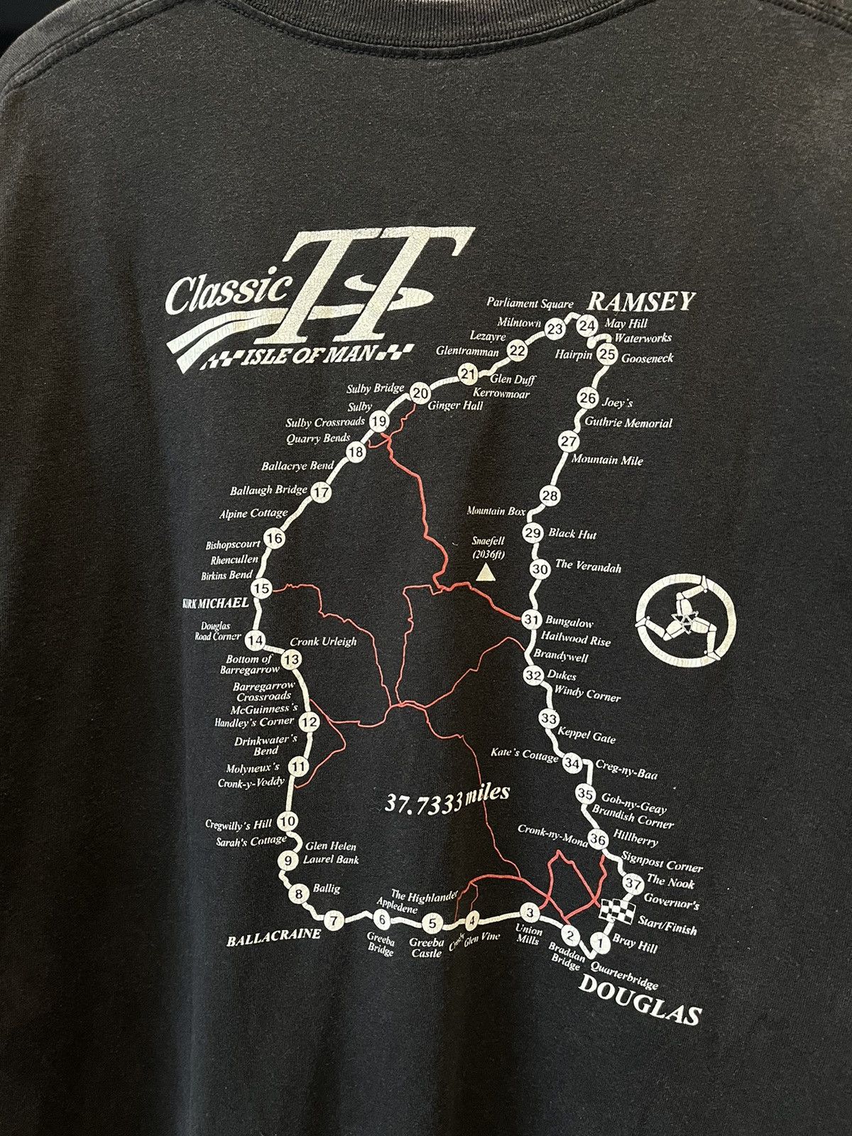 Vintage Vintage Isle Of Man T-shirt Size US XL / EU 56 / 4 - 3 Thumbnail