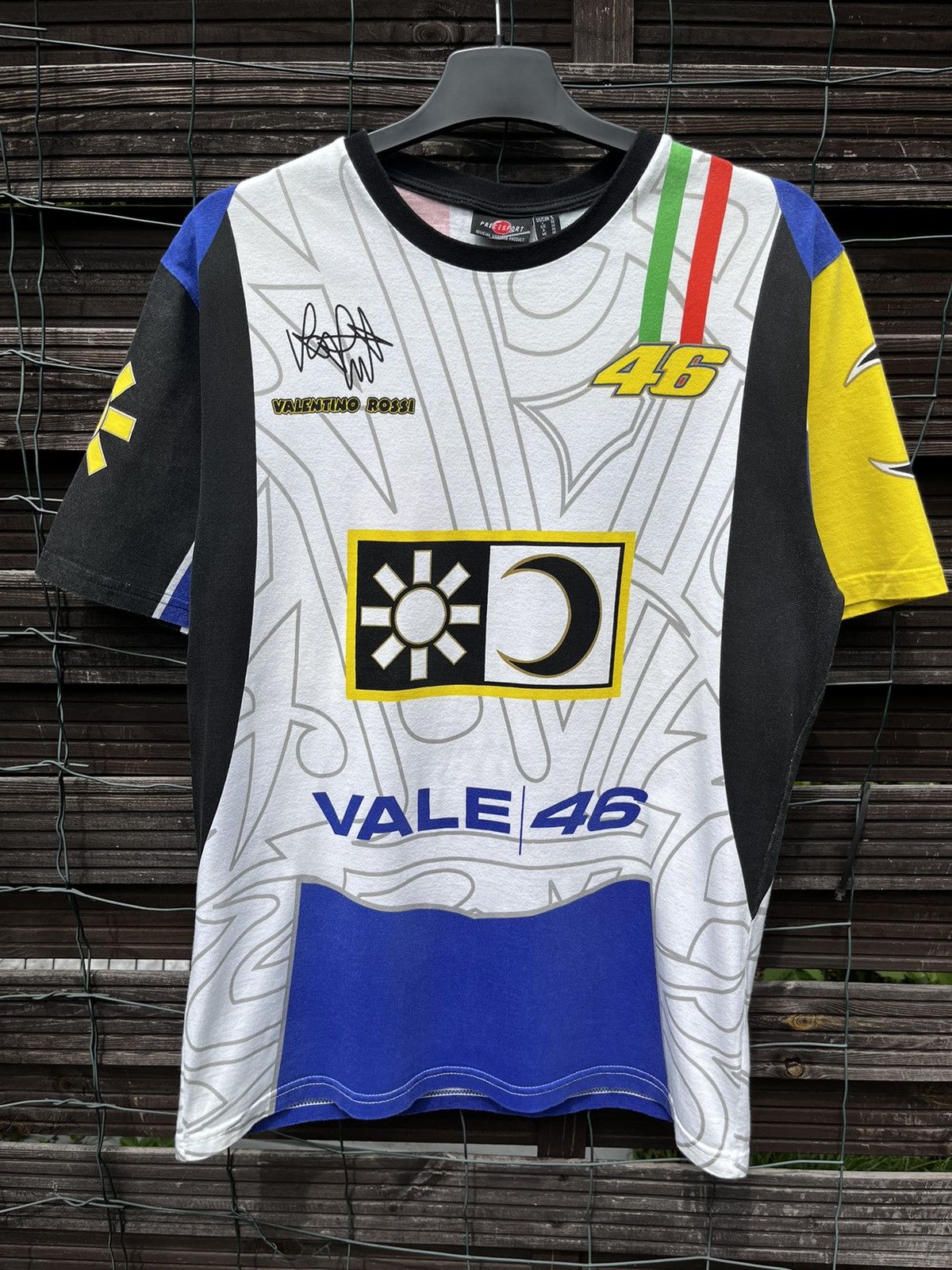 NASCAR 🏁 VALENTINO ROSSI 46 THE DOCTOR MOTO GP SUN AND MOON TEE Size US M / EU 48-50 / 2 - 3 Thumbnail
