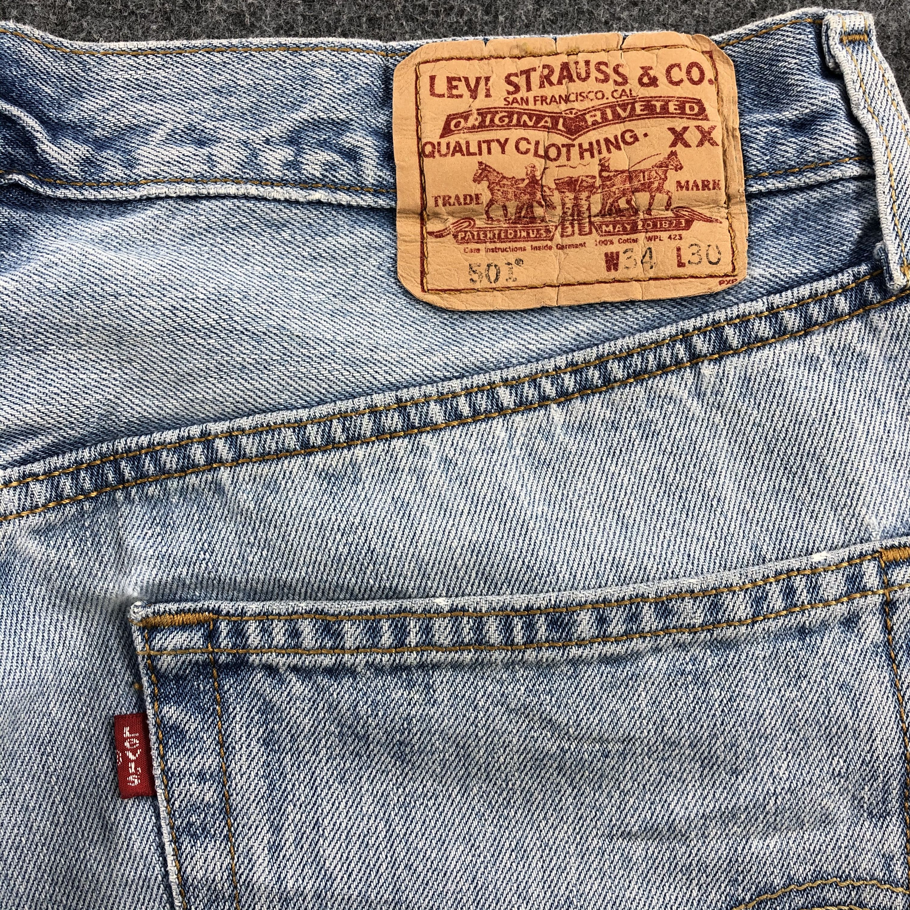 Levi's × Vintage Vintage 90s Light Wash Levis 501 Jeans-JM1020 Size US 34 / EU 50 - 5 Thumbnail