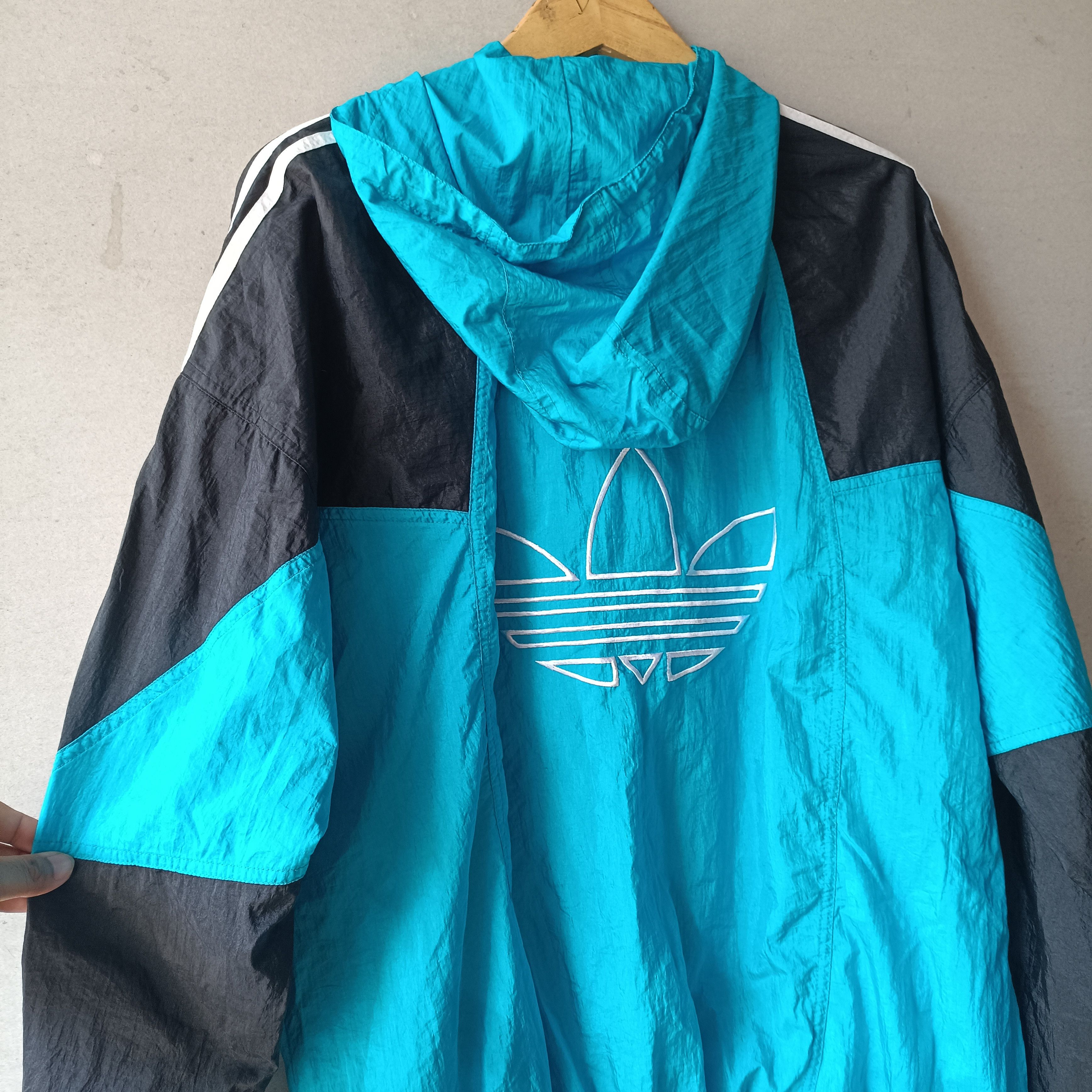 Adidas 1990s Adidas - Vintage Big Logo Three foil Size US L / EU 52-54 / 3 - 4 Thumbnail