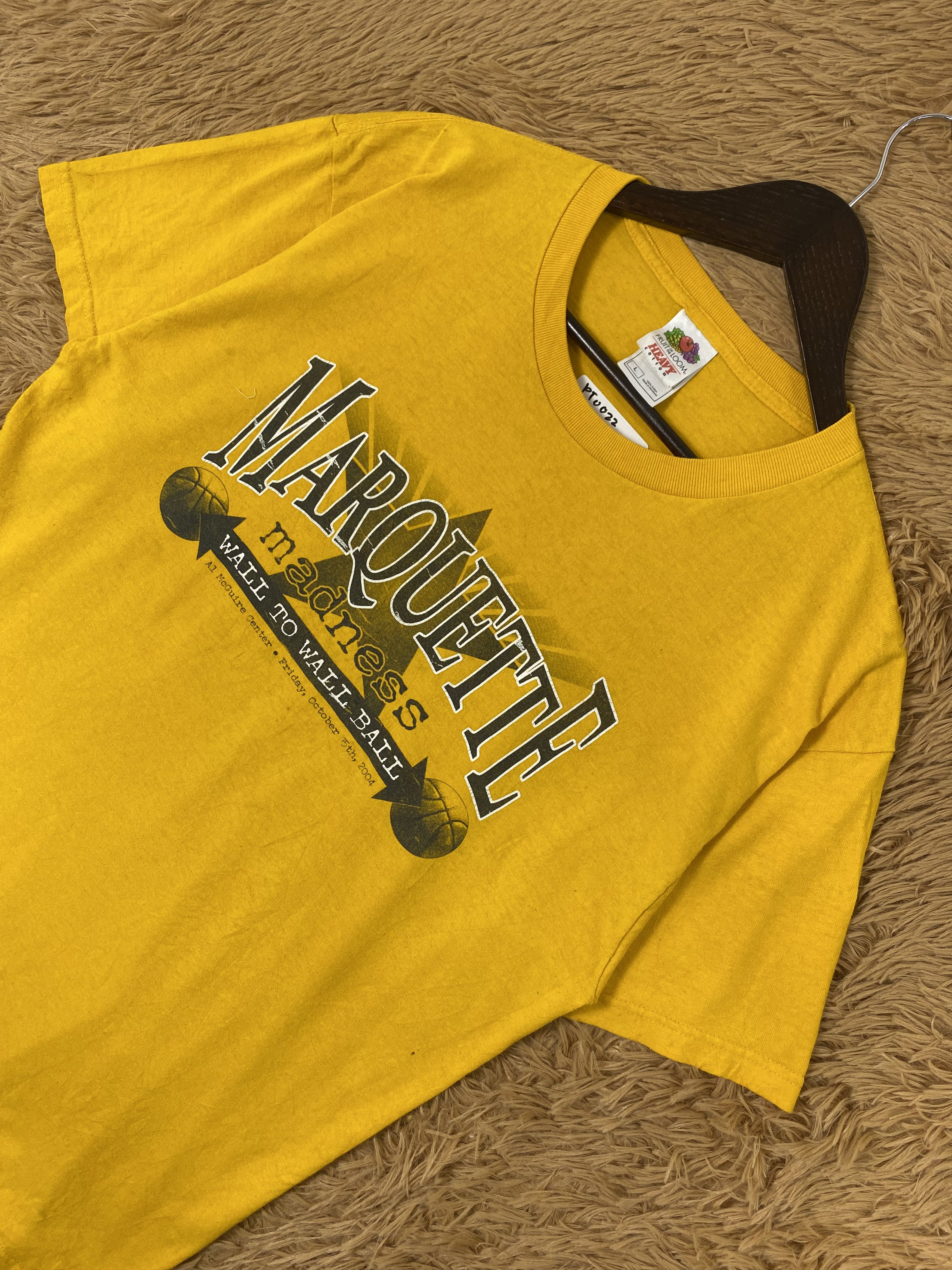 Fruit Of The Loom × NBA × Vintage Vintage Marquette Madness Basketball T-Shirts PT0022 Size US L / EU 52-54 / 3 - 2 Thumbnail