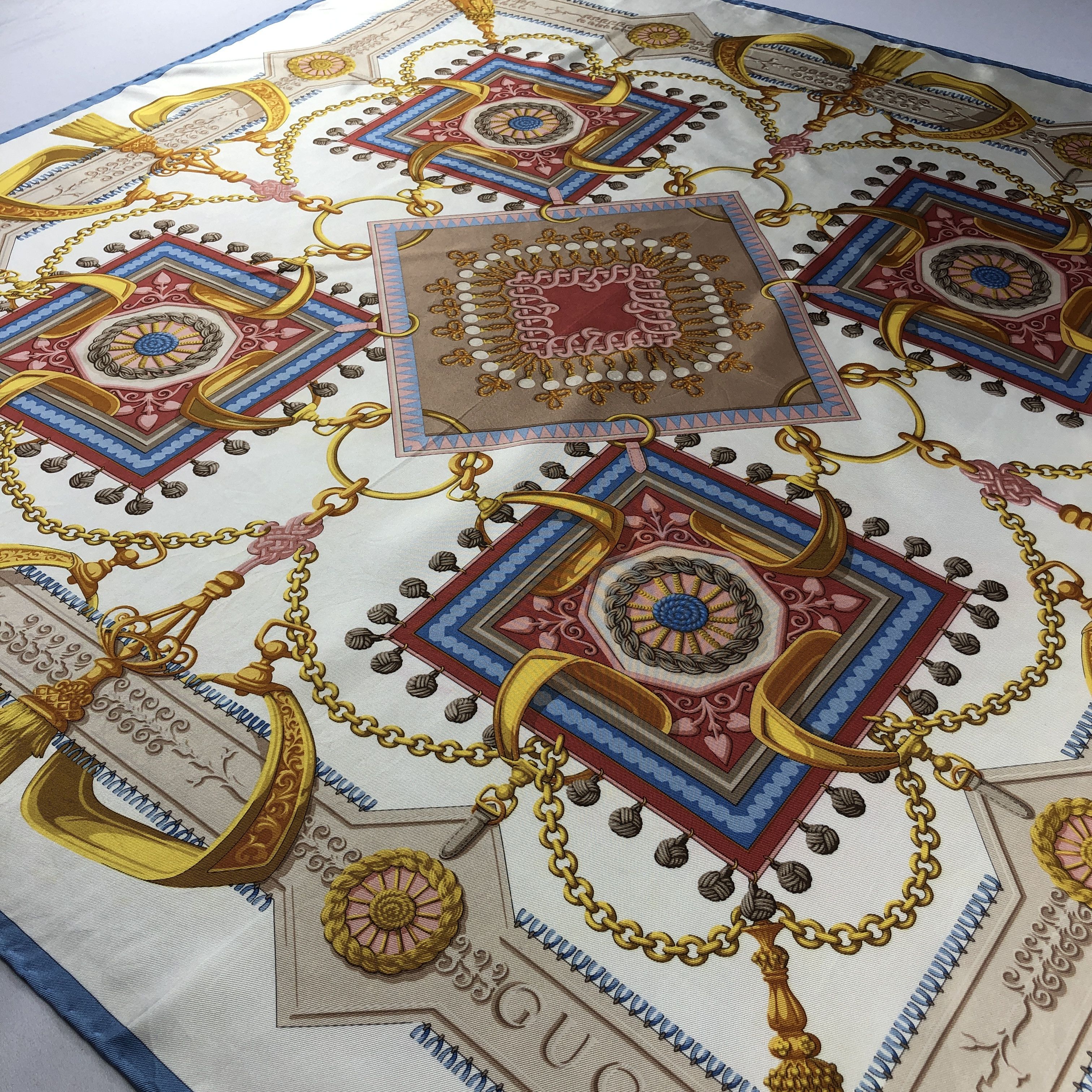 Gucci Gucci Luxury Silk Scarf M1409 Size ONE SIZE - 3 Thumbnail