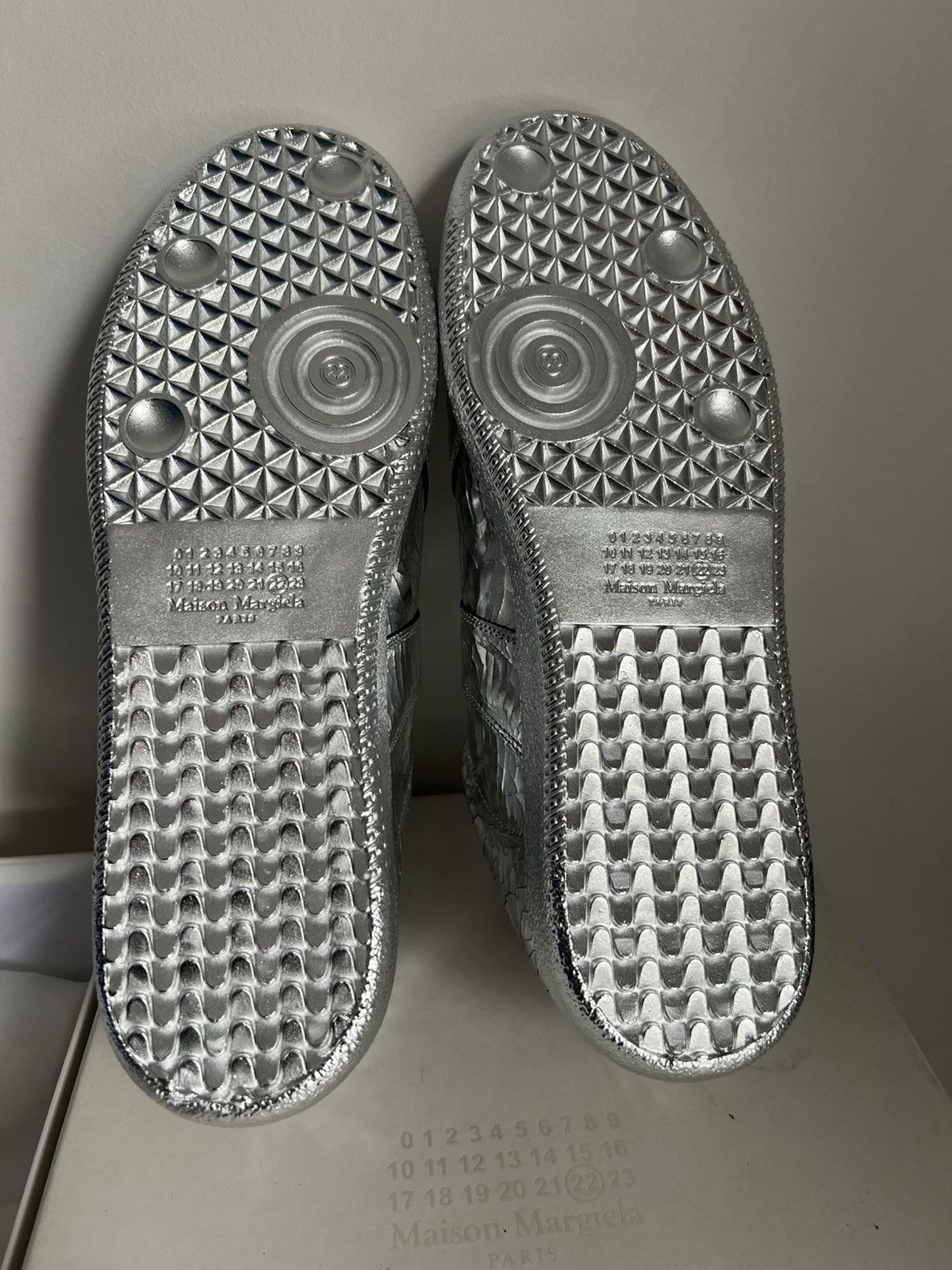 Maison Margiela Maidon margiela silver cracked replica sneaker Size US 12.5 / EU 45-46 - 12 Thumbnail