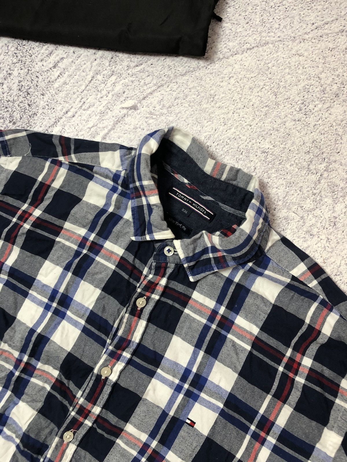 Tommy Hilfiger Men’s shirt Tommy Hilfiger size 2xl casual y2k japan Size US XXL / EU 58 / 5 - 4 Thumbnail