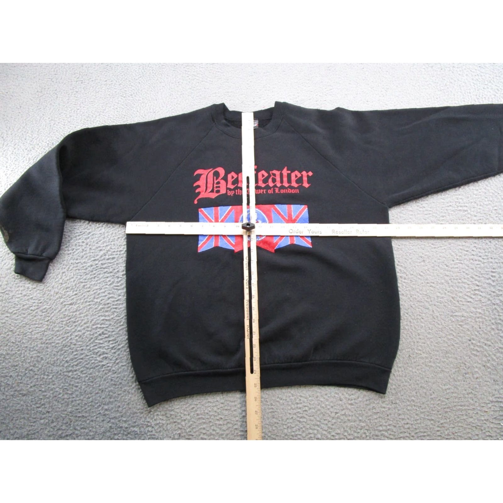 Vintage VINTAGE Beefeater Tower of London Raglan Sleeve Sweatshirt Shirt XL Black 90s Mens Pullover Sweatshirt Size US XL / EU 56 / 4 - 7 Thumbnail