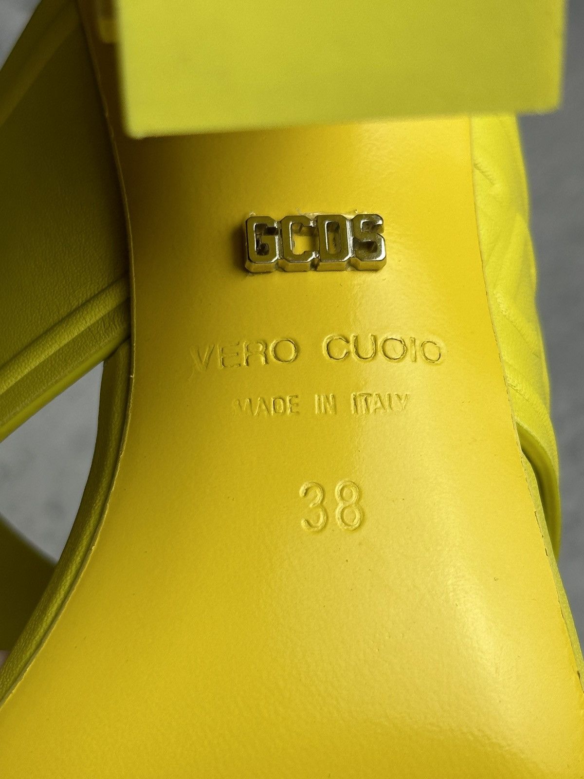 GCDS GCDS Leather Yellow Heels Sandals Luxury Size US 8 / IT 38 - 9 Thumbnail