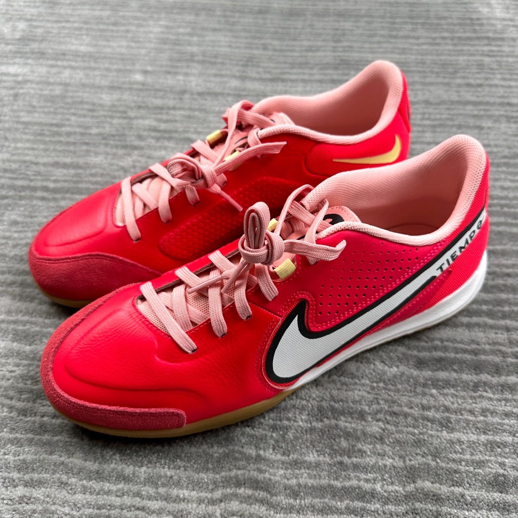 Nike Nike Tiempo Legend 9 Academy Mens 6.5 Red TF Low Top Soccer Football Shoes Size US M / EU 48-50 / 2 - 2 Thumbnail