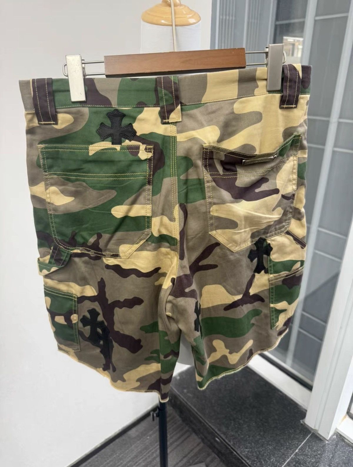 Chrome Hearts Chrome hearts camo shorts Size US 32 / EU 48 - 3 Thumbnail