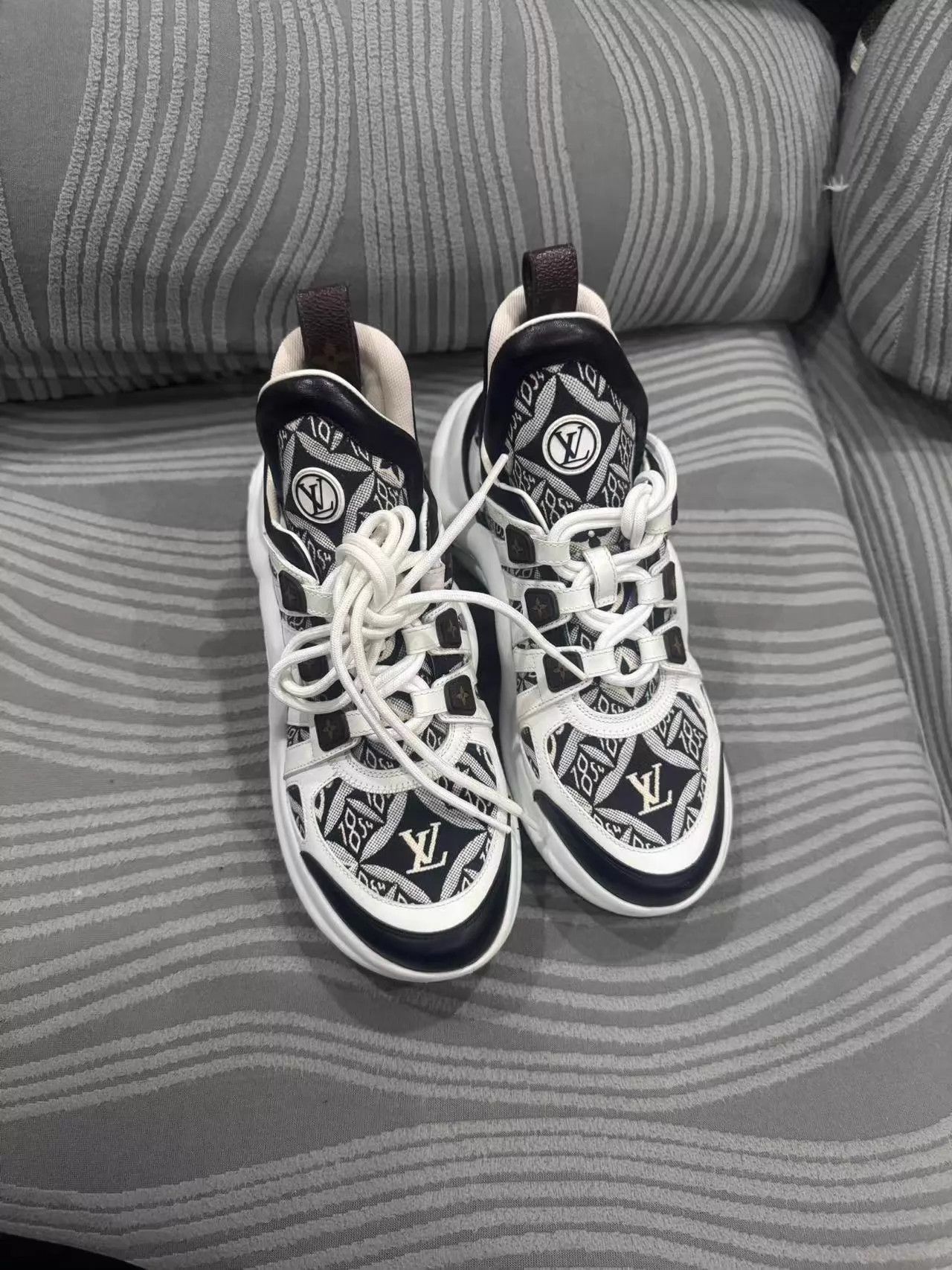 Louis Vuitton Lv1854 Dad Sneaker 37.5 EU Worn 2x Size US 7 / IT 37 - 1 Thumbnail