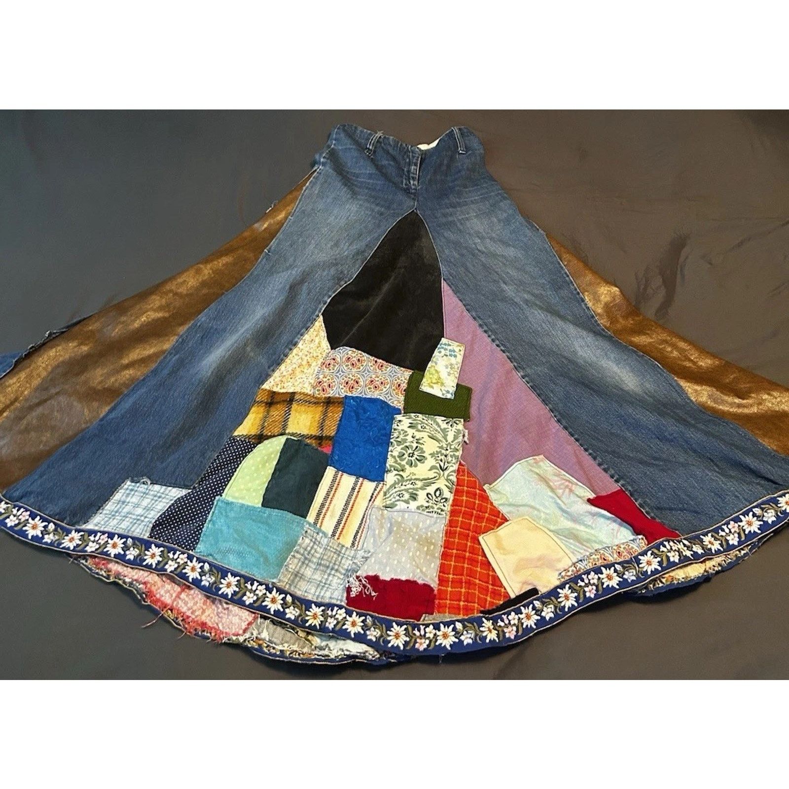 Other Vintage Homemade Denim Leather Velvet Quilted Sewn Skirt Size 26" / US 2 / IT 38 - 1 Thumbnail