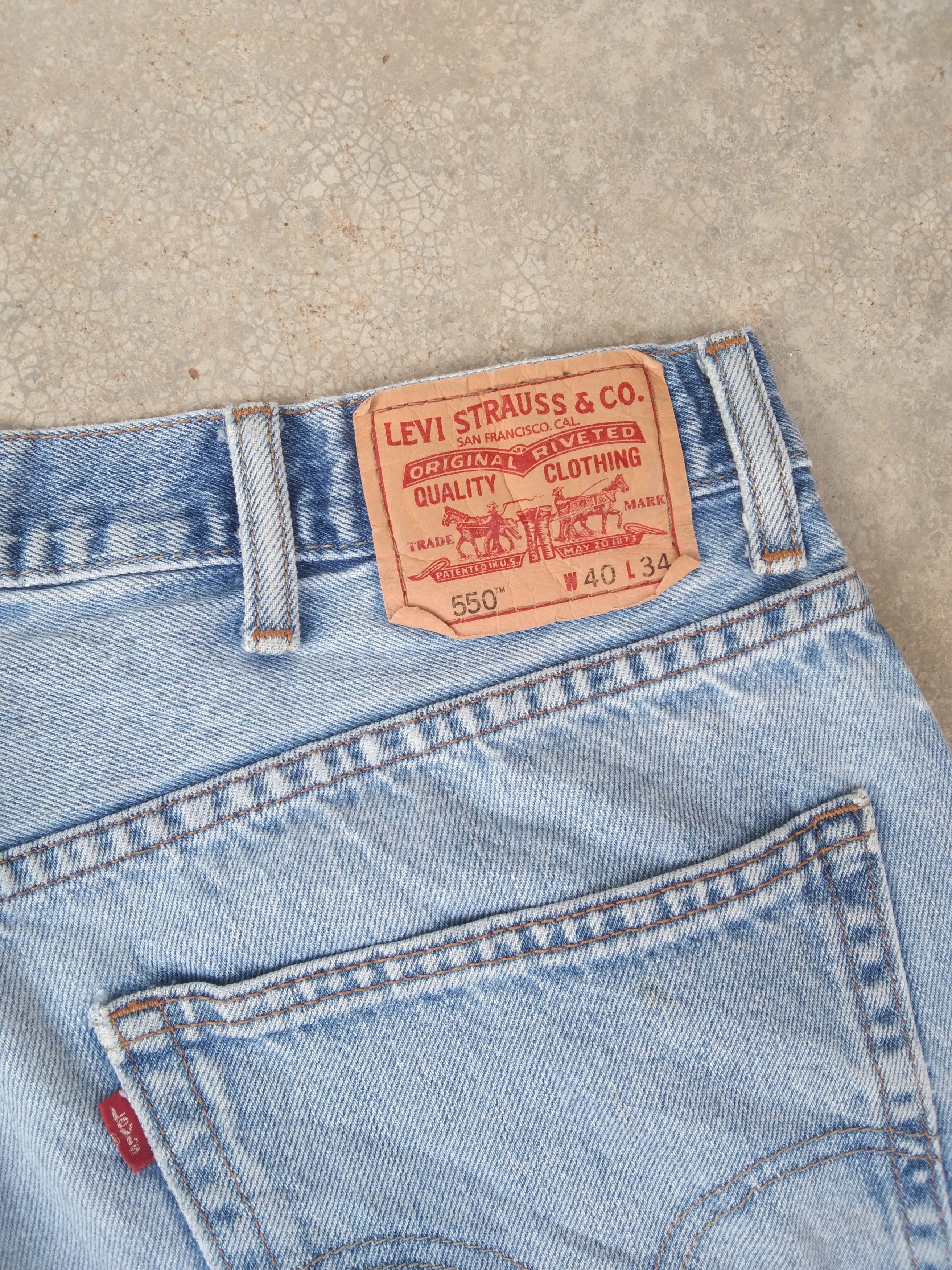 Levi's Vintage Levi's Jeans 550 Relaxed Distressed Denim 40x32 Size US 40 / EU 56 - 4 Thumbnail