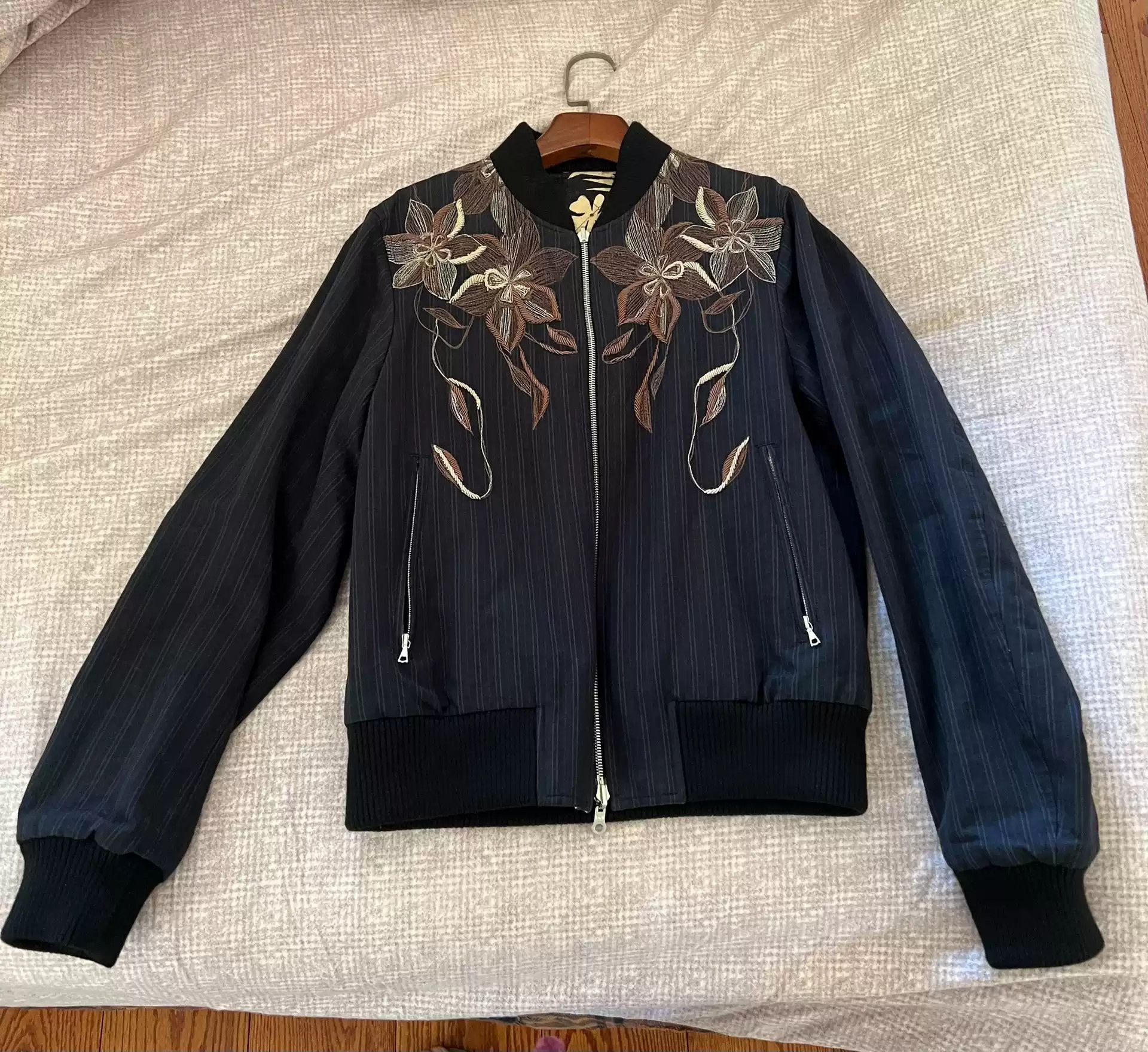 Dries Van Noten dries van noten 17awFlower embroidered bomber jacket Size US M / EU 48-50 / 2 - 1 Thumbnail
