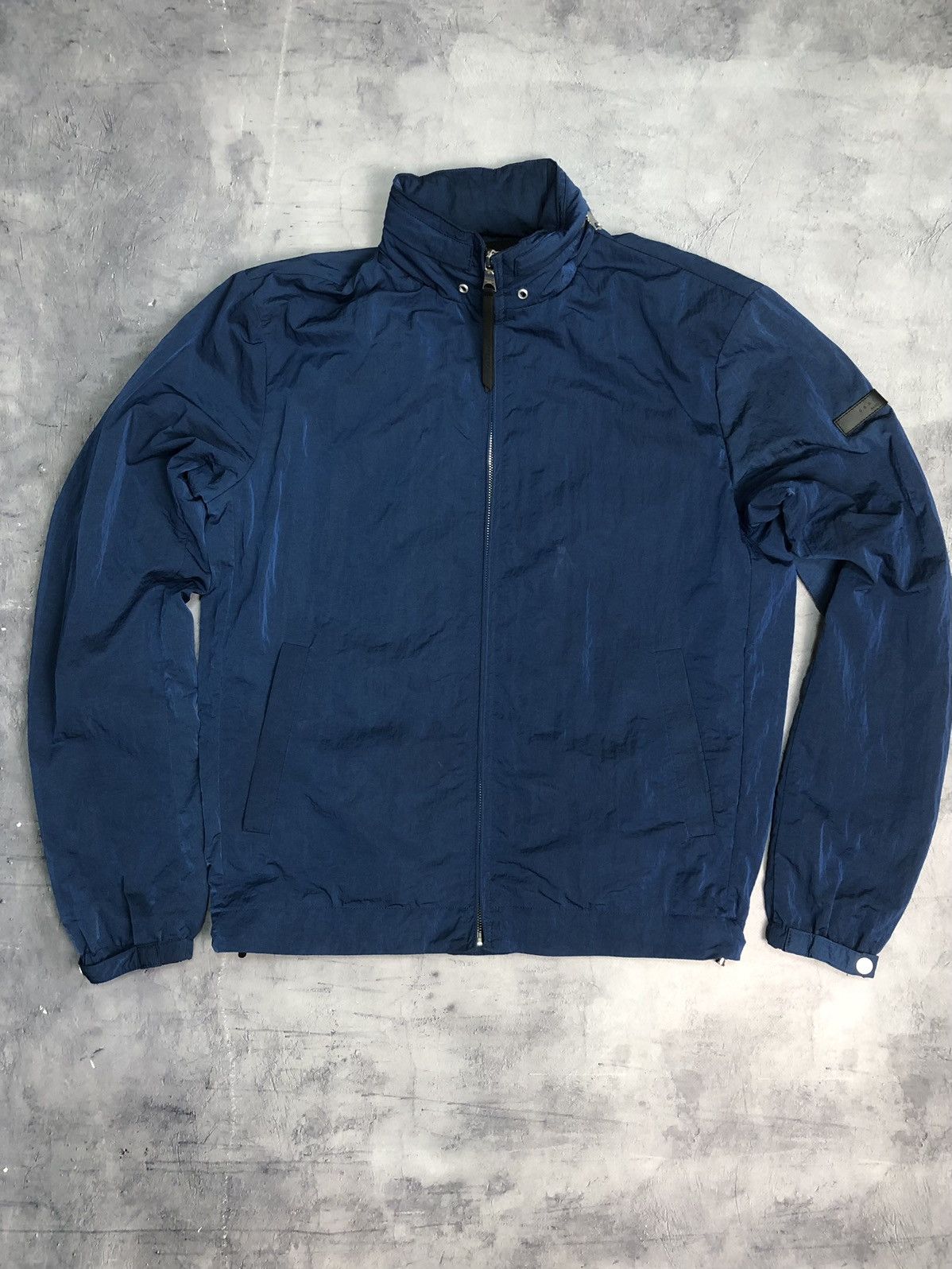 Sandro Lightweight Hooded Jacket Windproof material