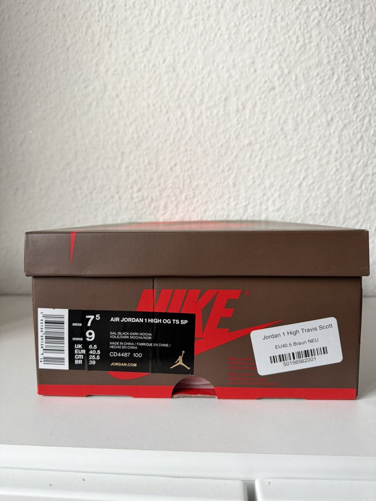 Jordan Brand × Travis Scott Jordan 1 High x Travis Scott mocha Size US 7.5 / EU 40-41 - 15 Thumbnail