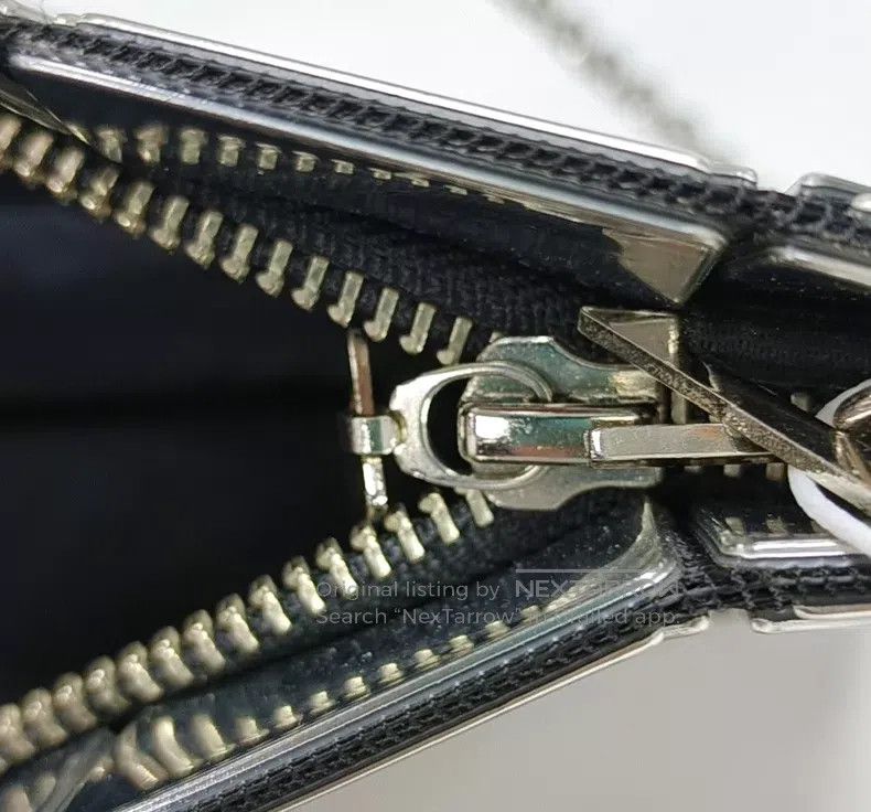 Issey Miyake Issey Miyake Silver Crossbody Bag Size ONE SIZE - 9 Thumbnail