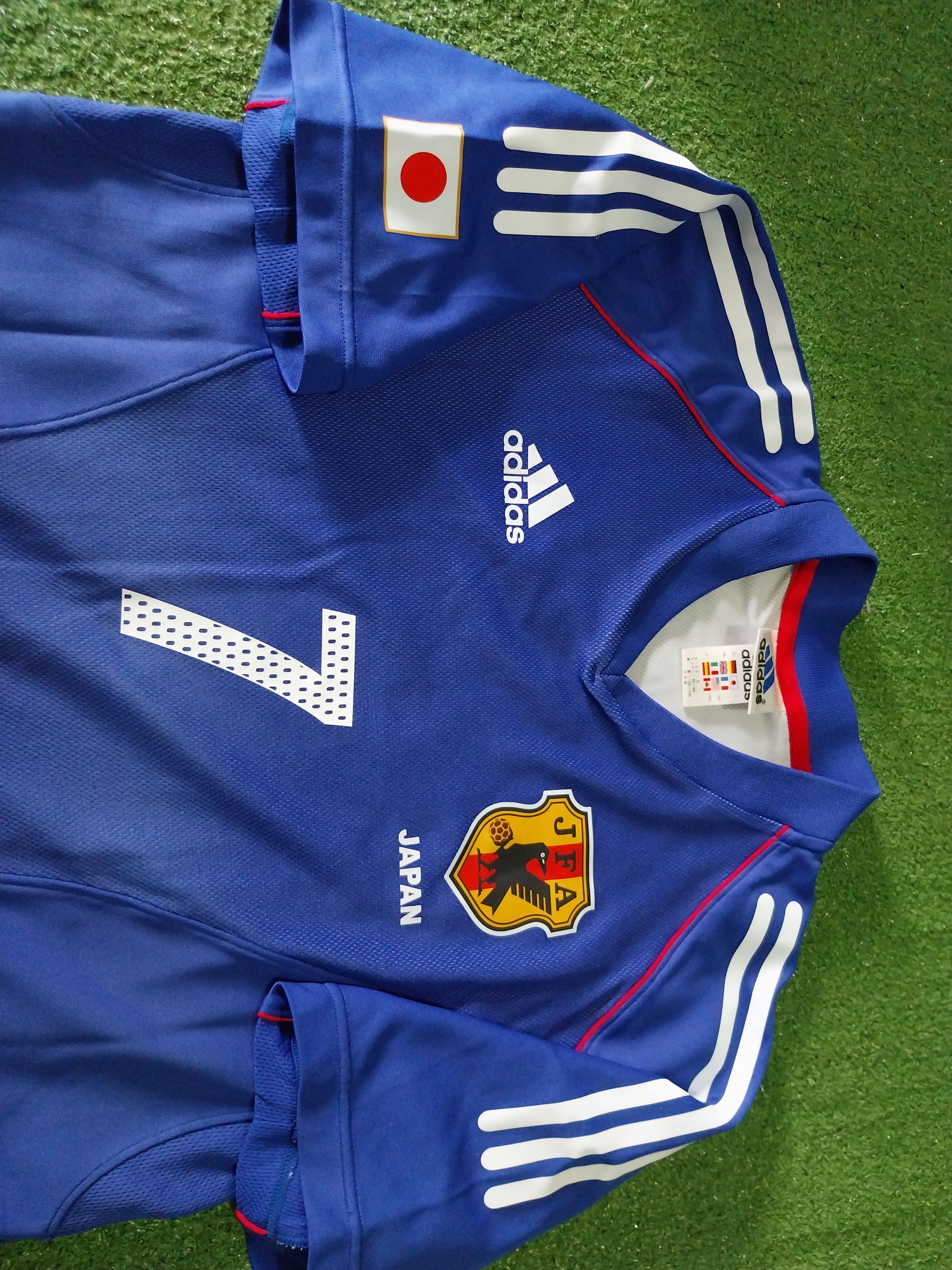 Adidas Japan world cup 2002 nakata jersey football Size US S / EU 44-46 / 1 - 3 Thumbnail