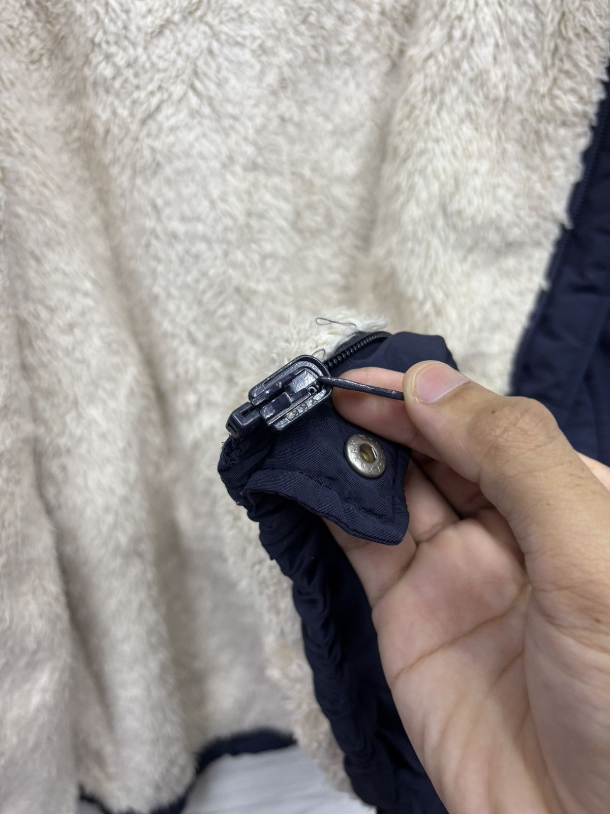Japanese Brand 🔥VINTAGE UCLA REVERSIBLE NYLON FLEECE JACKET Size US L / EU 52-54 / 3 - 12 Thumbnail