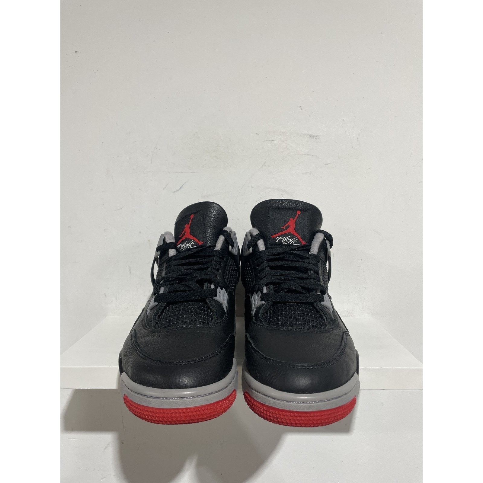 Nike JORDAN 4 RETRO BRED REIMAGINED SIZE 10.5 PREOWNED Size US 10.5 / EU 43-44 - 3 Thumbnail
