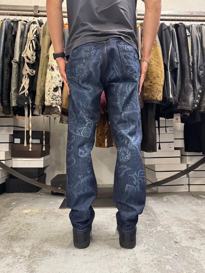Designer × Gucci × Vintage Gucci Navy Brut Floral Denim Jeans Size US 32 / EU 48 - 2 Thumbnail
