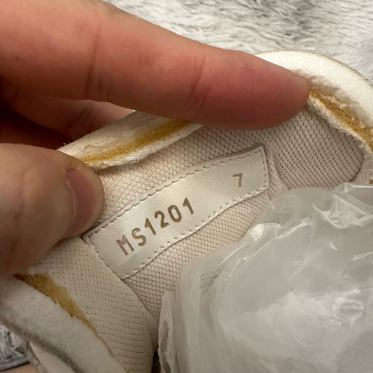 Louis Vuitton LV Monogram white blue green sneakers 7 95 New Size US 7 / EU 40 - 9 Thumbnail
