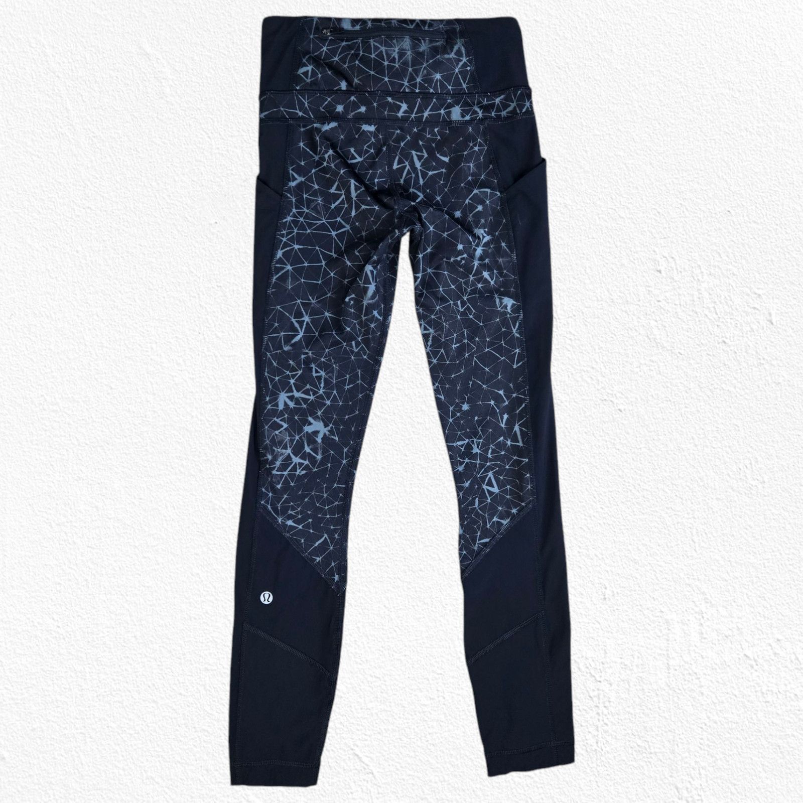 Lululemon Lululemon Pace Rival Leggings 25” Black Geometric Size 2 Size 26" / US 2 / IT 38 - 13 Thumbnail