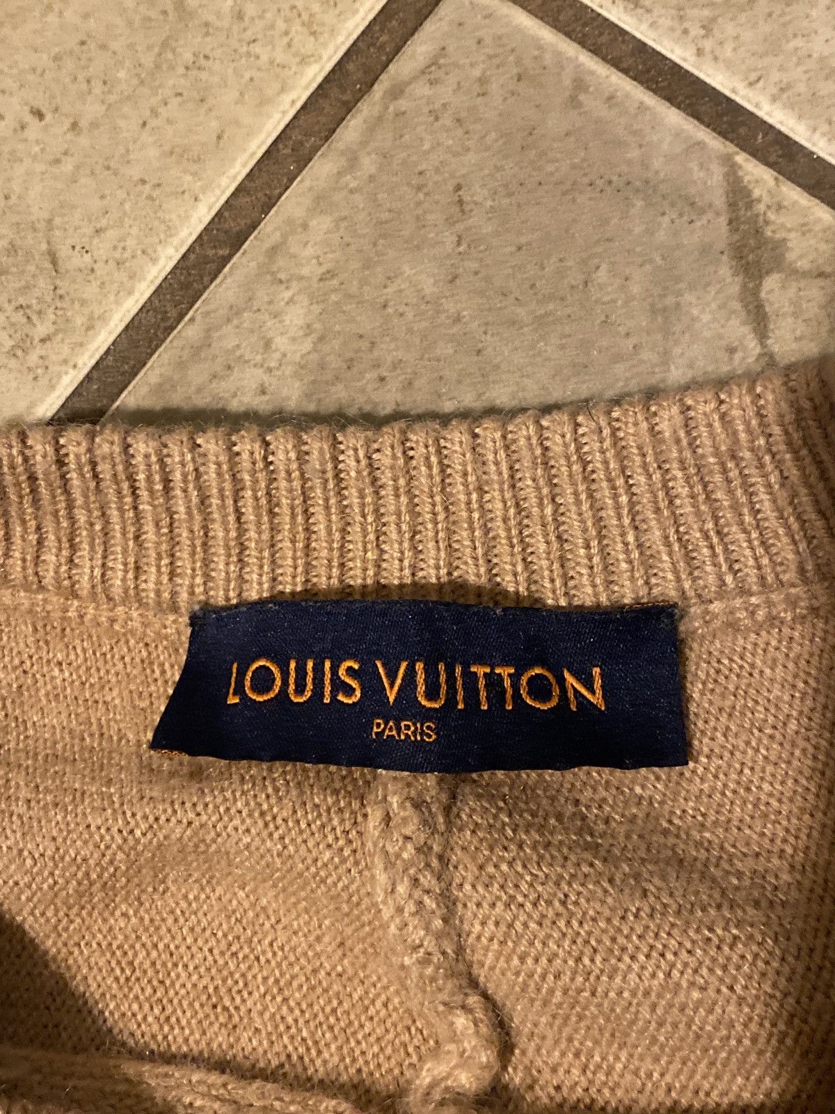 Louis Vuitton Peace and Love Sweater Size US XXL / EU 58 / 5 - 4 Thumbnail