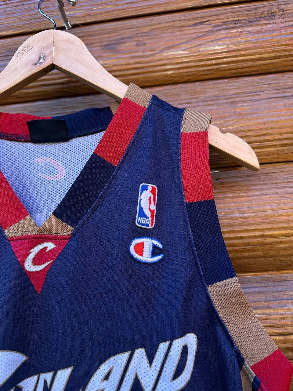 Champion LeBron James Cleveland Cavaliers 23 Jersey Champion NBA Cavs Size US S / EU 44-46 / 1 - 5 Thumbnail