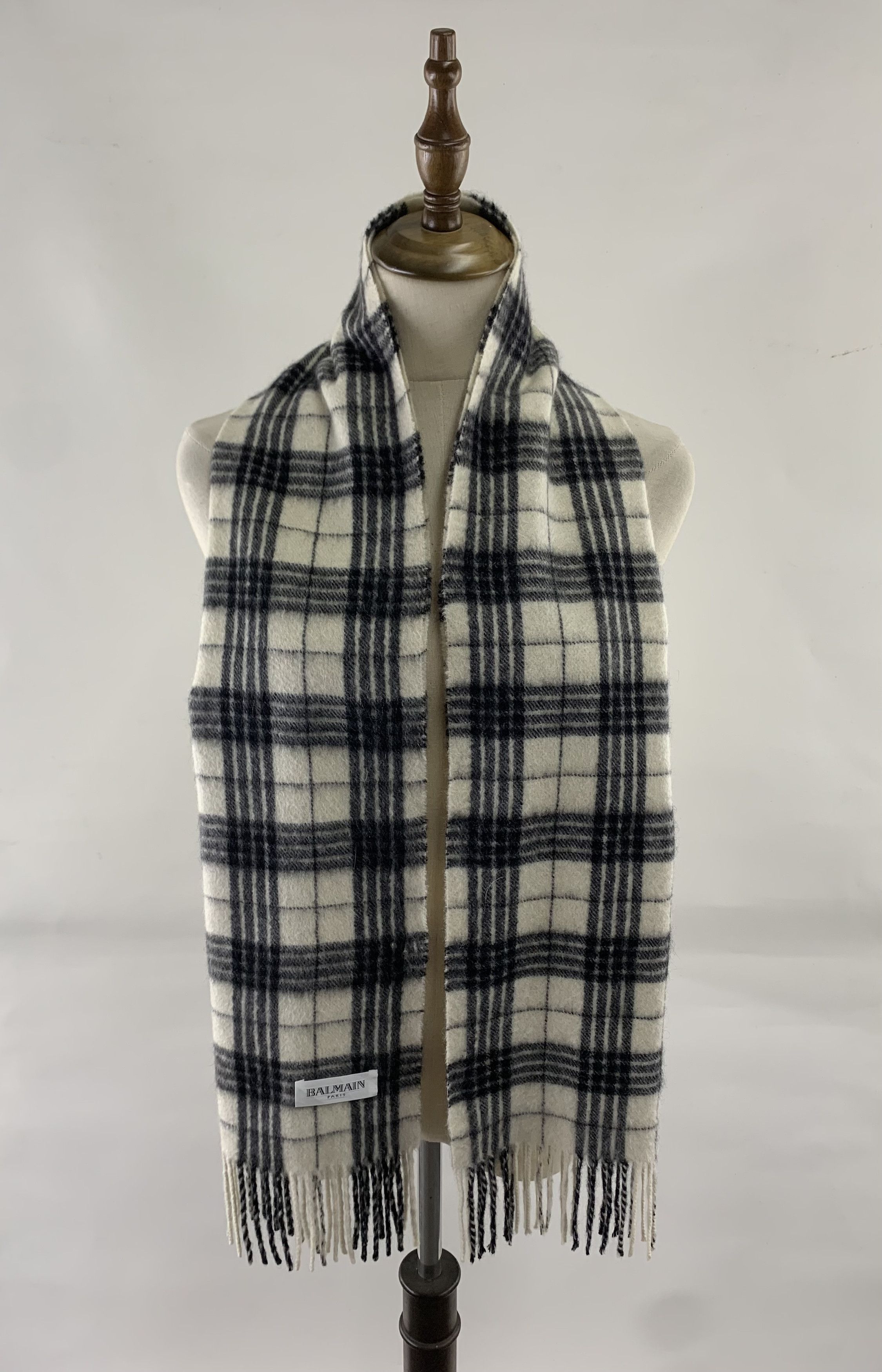 Balmain Balmain Scarf Wool Muffler Neck Wrap BL9310 Size ONE SIZE - 1 Thumbnail