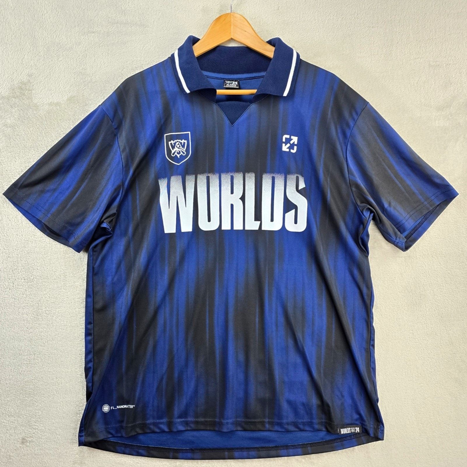 Other Riot Games Worlds Soccer Jersey Mens XL Gaming LOL Esports Size US XL / EU 56 / 4 - 1 Thumbnail