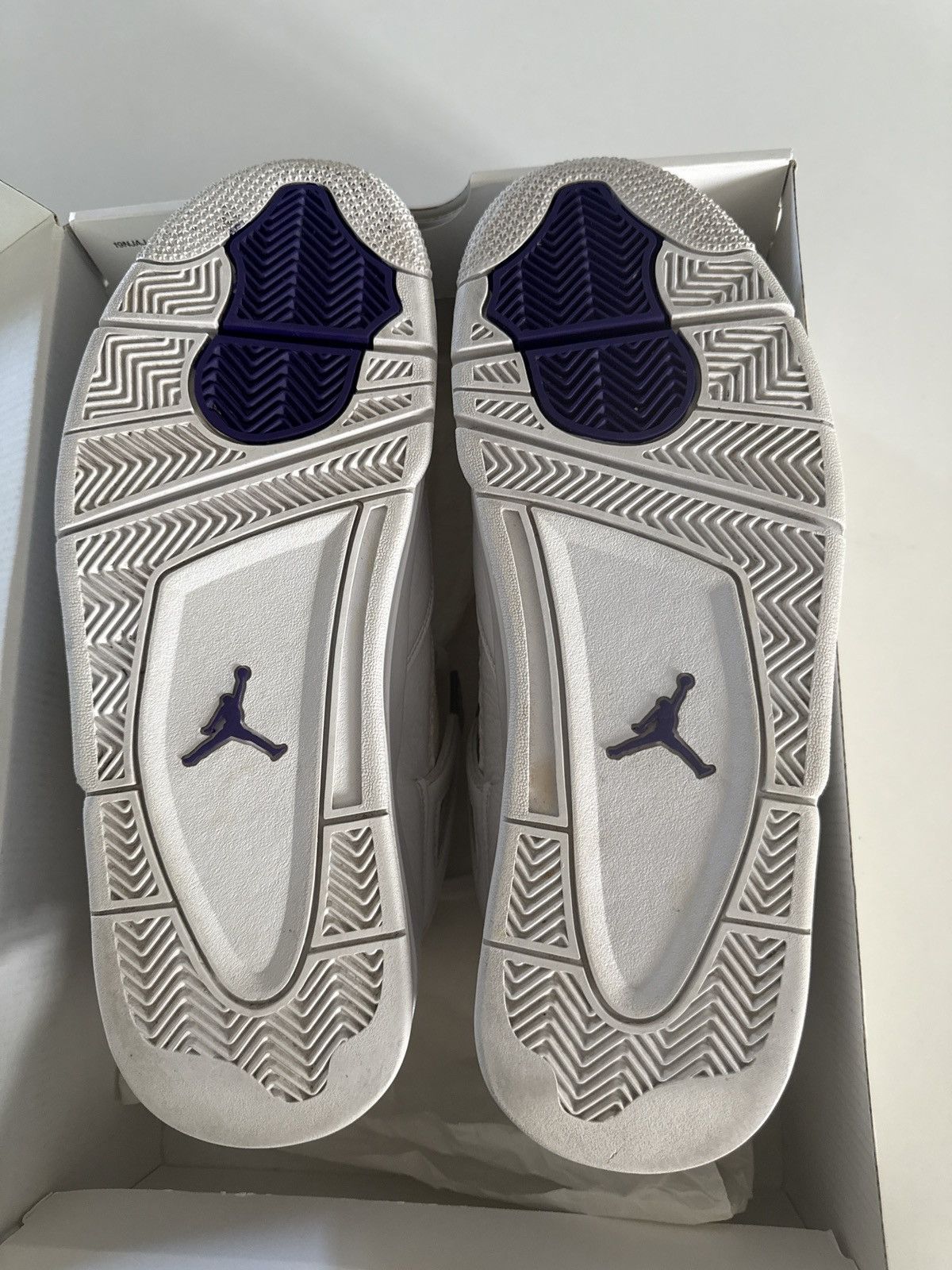 Jordan Brand Jordan 4 Metallic Purple Size US 10 / EU 43 - 5 Thumbnail