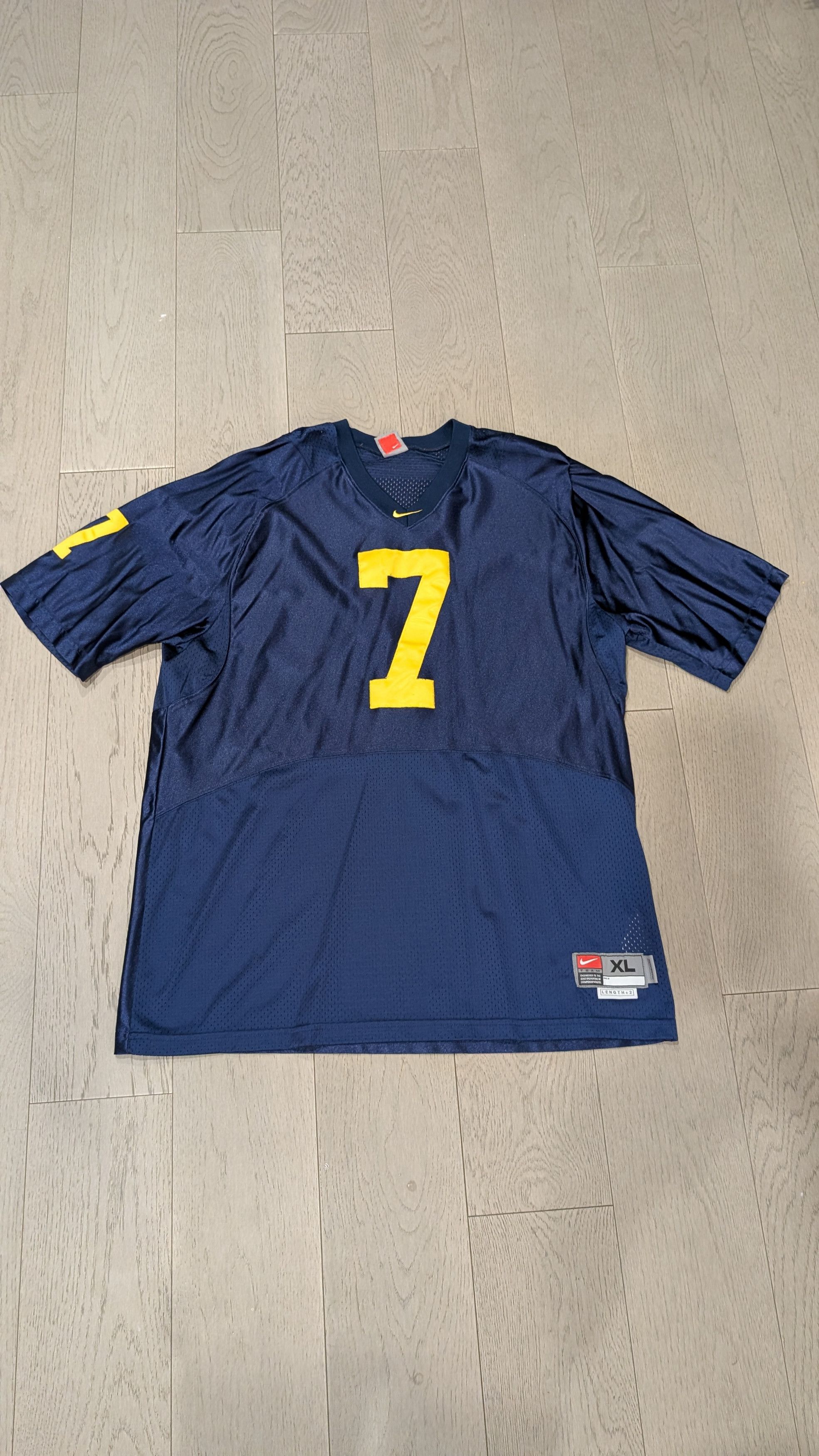 Nike Retro Nike Swingman Chad Henne Michigan Wolverines Jersey Size US XL / EU 56 / 4 - 1 Thumbnail