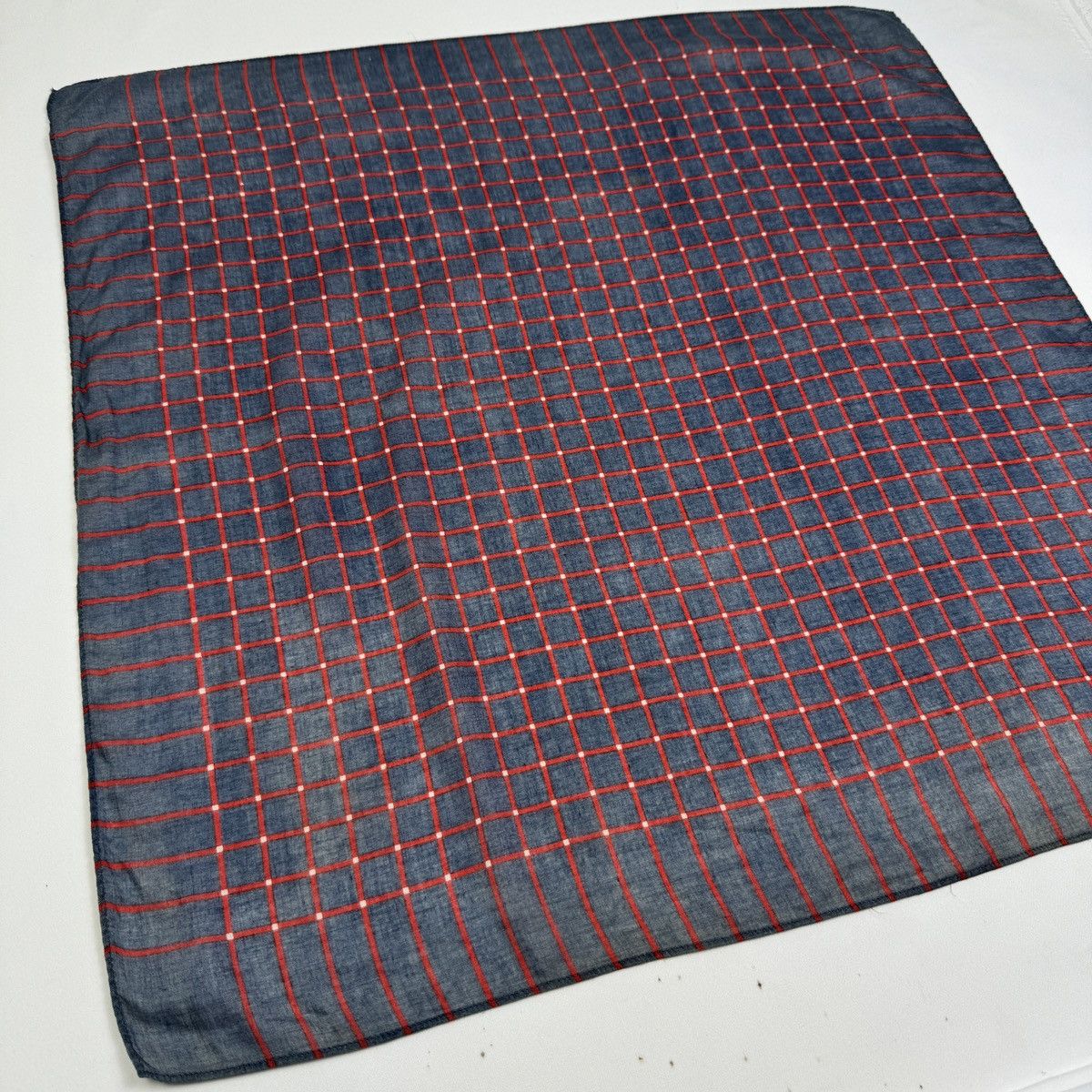 Yves Saint Laurent Vintage Yves Saint Laurent YSL Pocket Square Handkerchief Size ONE SIZE - 4 Thumbnail