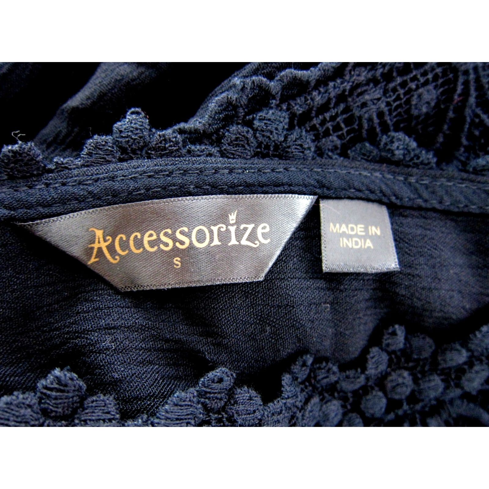 Vintage Accessorize Dress Black Maxi V-Neck Embroidered 100% Rayon Small Womens Size S / US 4 / IT 40 - 3 Thumbnail