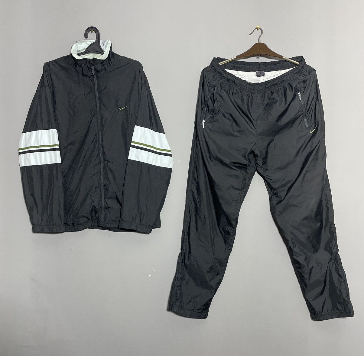 Nike Streetwear Vintage Vintage Nike Y2K Green Navy Track suits size L Grailed