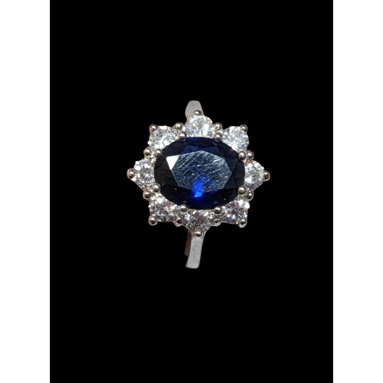 Other Regal Elegant Blue And Silver Tone Gemmed Ring Size 5.75 Size ONE SIZE - 2 Thumbnail